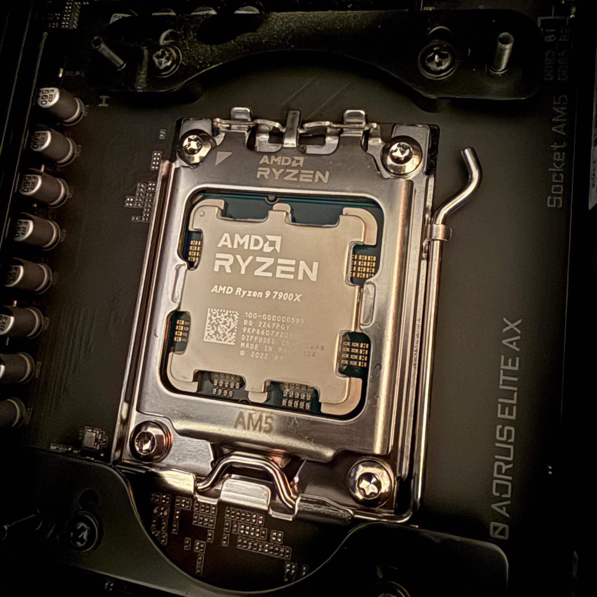 Ryzen 9 7900x, x670 mobo, 64gb 6000mhz memory, AIO, custom build (WITHOUT GRAPHICS CARD)