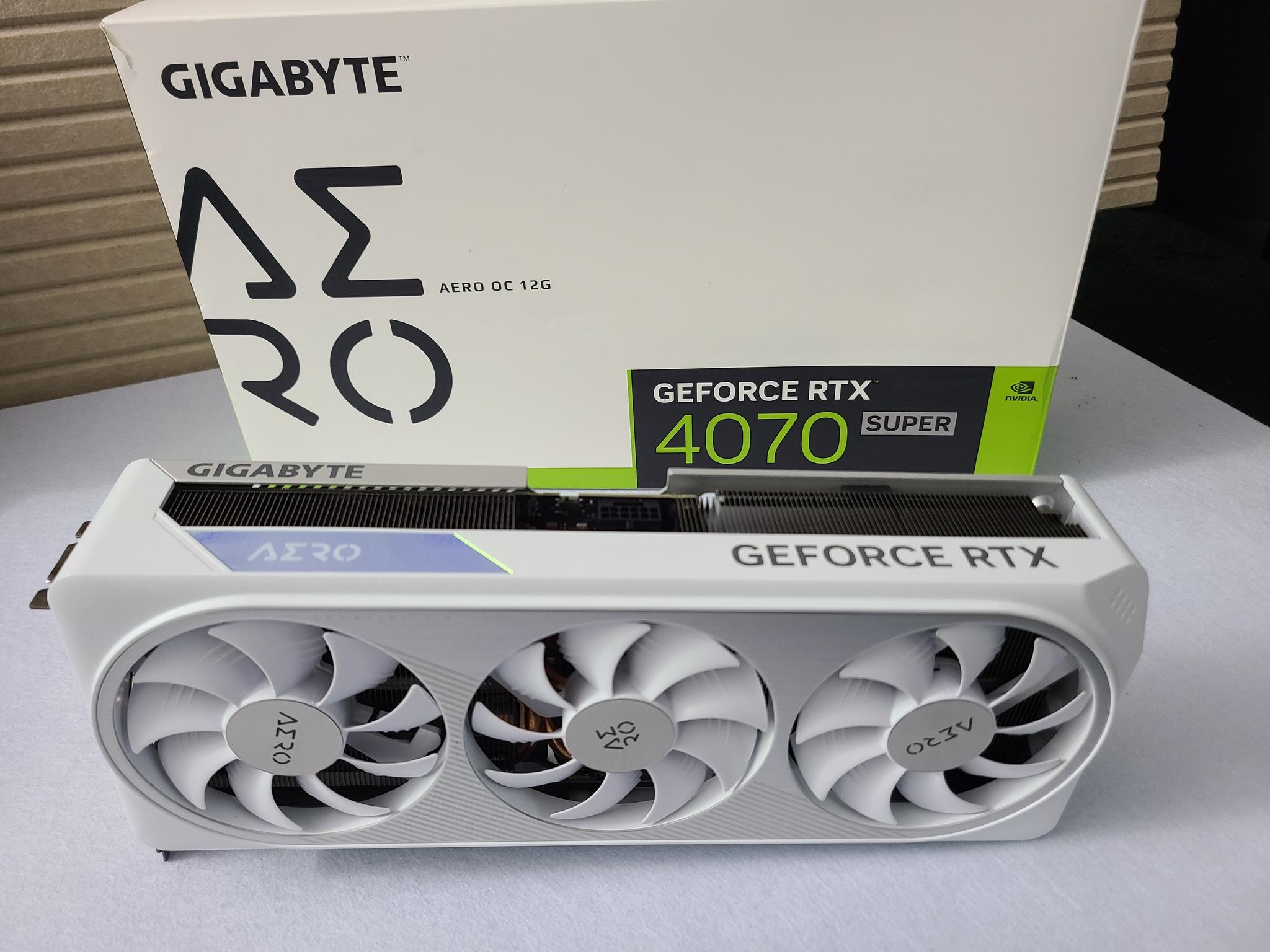 NVIDIA GeForce RTX 4070 SUPER - Image 3