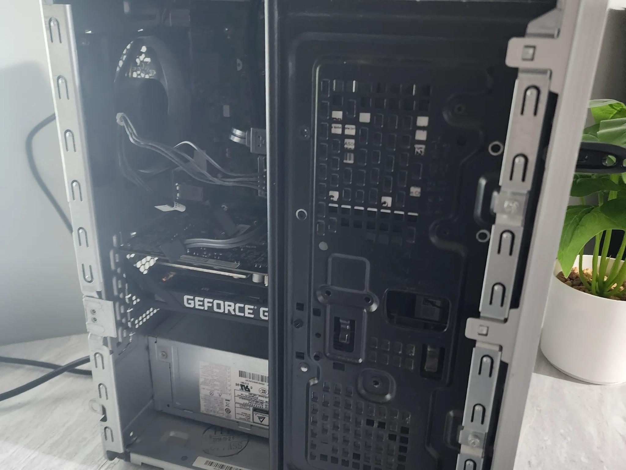 1080p High Settings Gaming PC Intel I5 8400, 1660 Super, 16 gb DDR4, 1 tb SSD)
