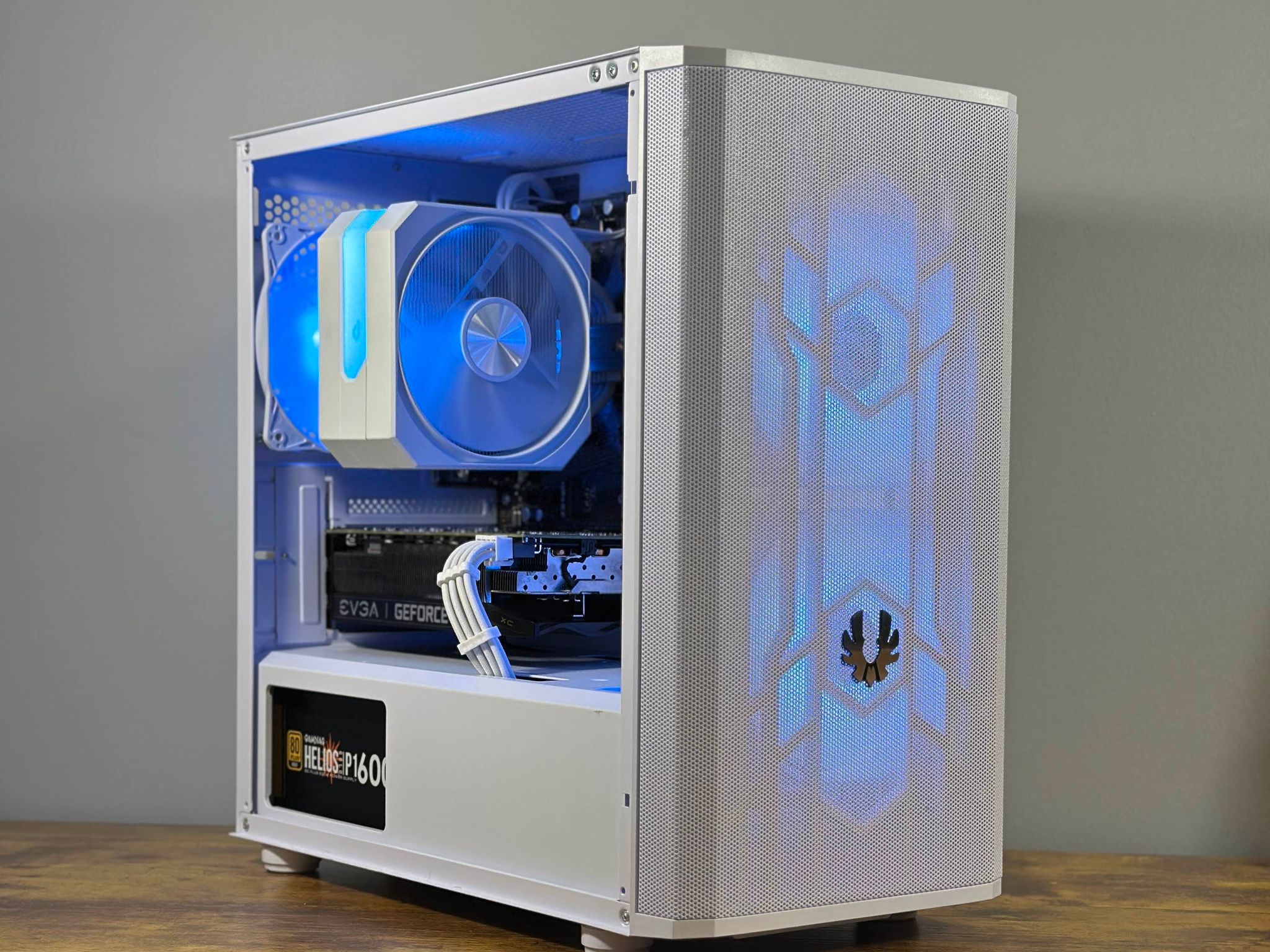 GTX 1660 6GB | Ryzen 5 4500 | 16GB DDR4 | 500GB SSD | Win11 | WIFI | 1080P White Gaming PC