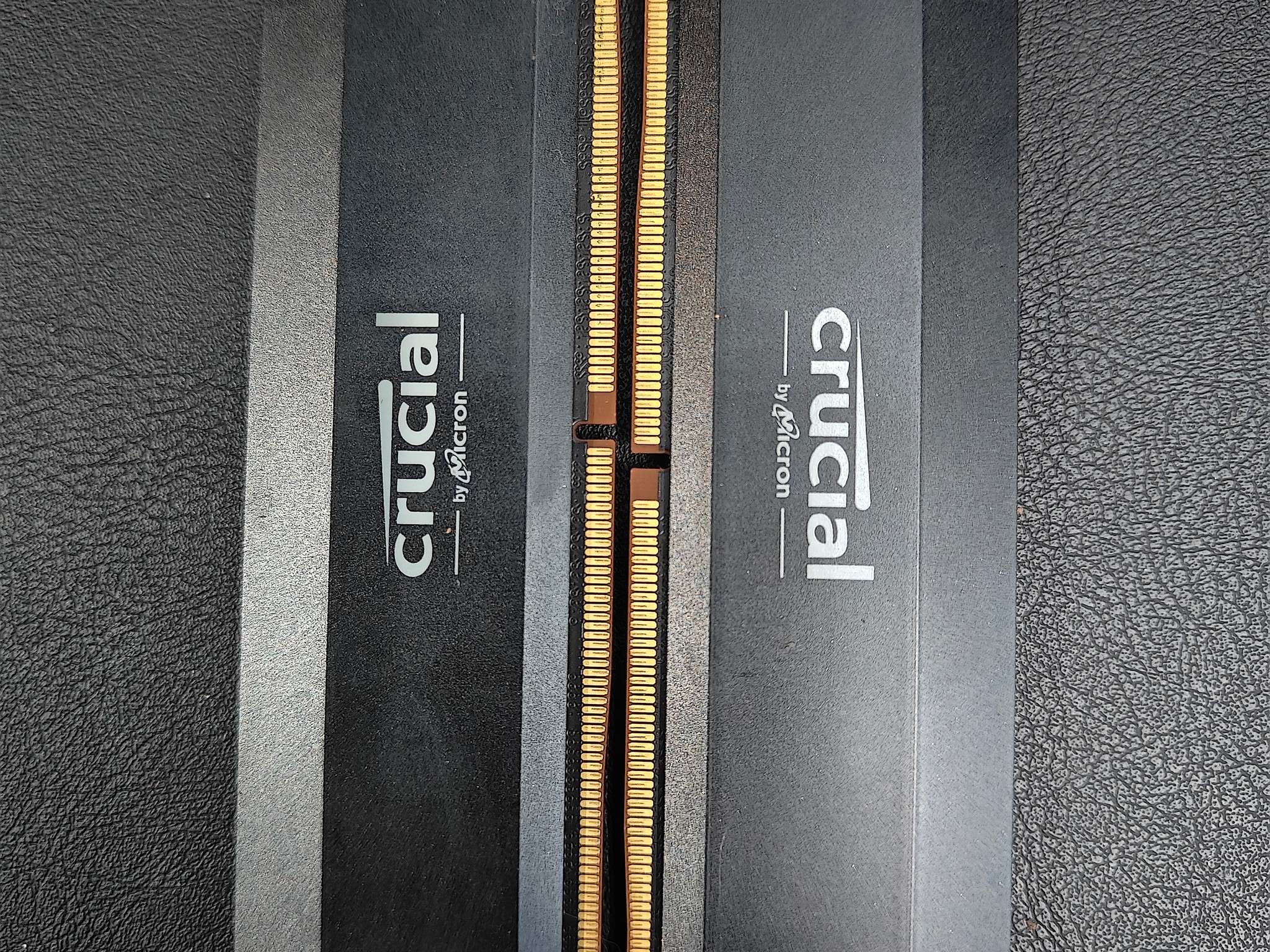 Crucial Pro OC Gaming 32GB (2x16GB) DDR5 6400MHz CL38 Desktop Memory