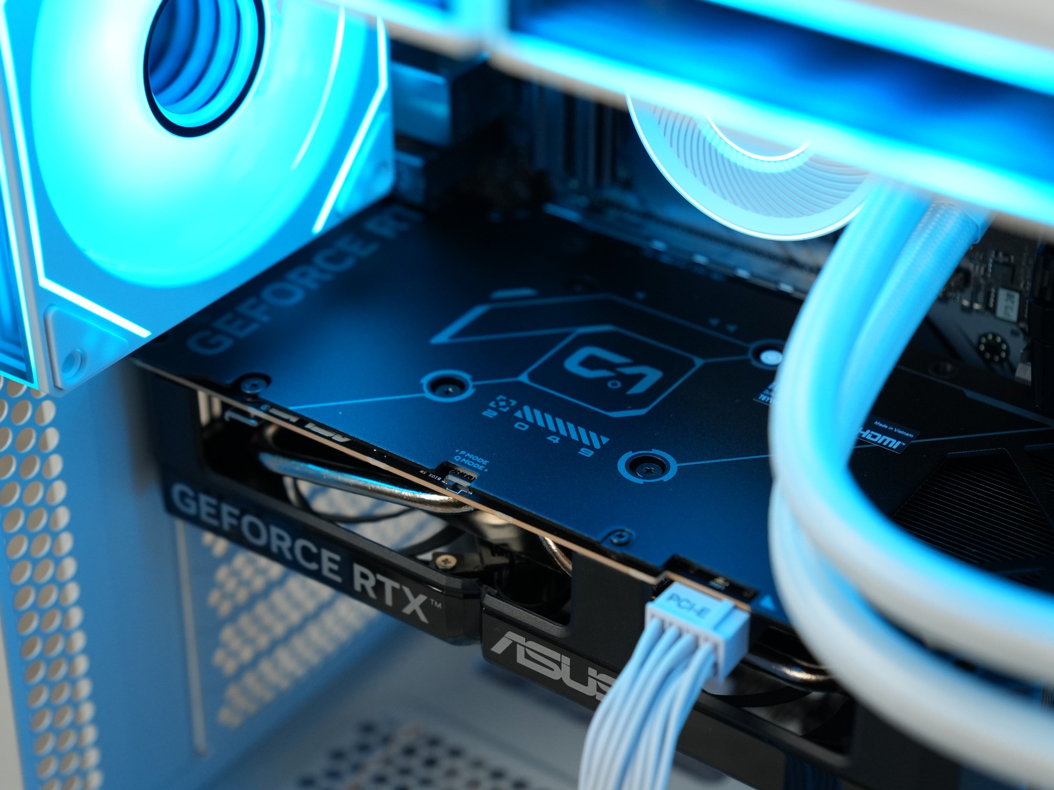 Gaming PC | RTX 5060 | RYZEN 7 5700 | 32GB RAM | 1TB SSD | WINDOWS 11 | WIFI & BT