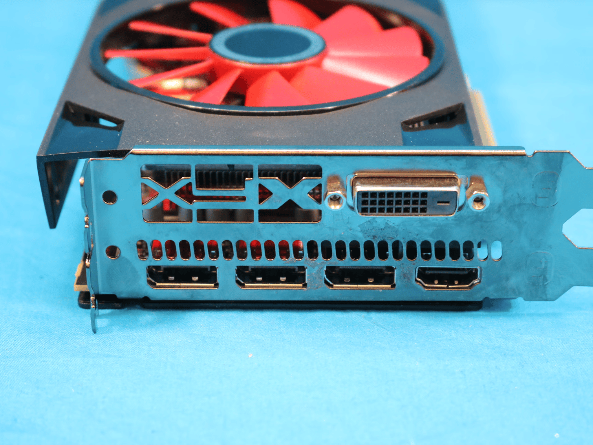 XFX AMD Radeon RX 570 RS XXX 4GB GDDR5 PCIe 3.0 x16 Desktop GPU 