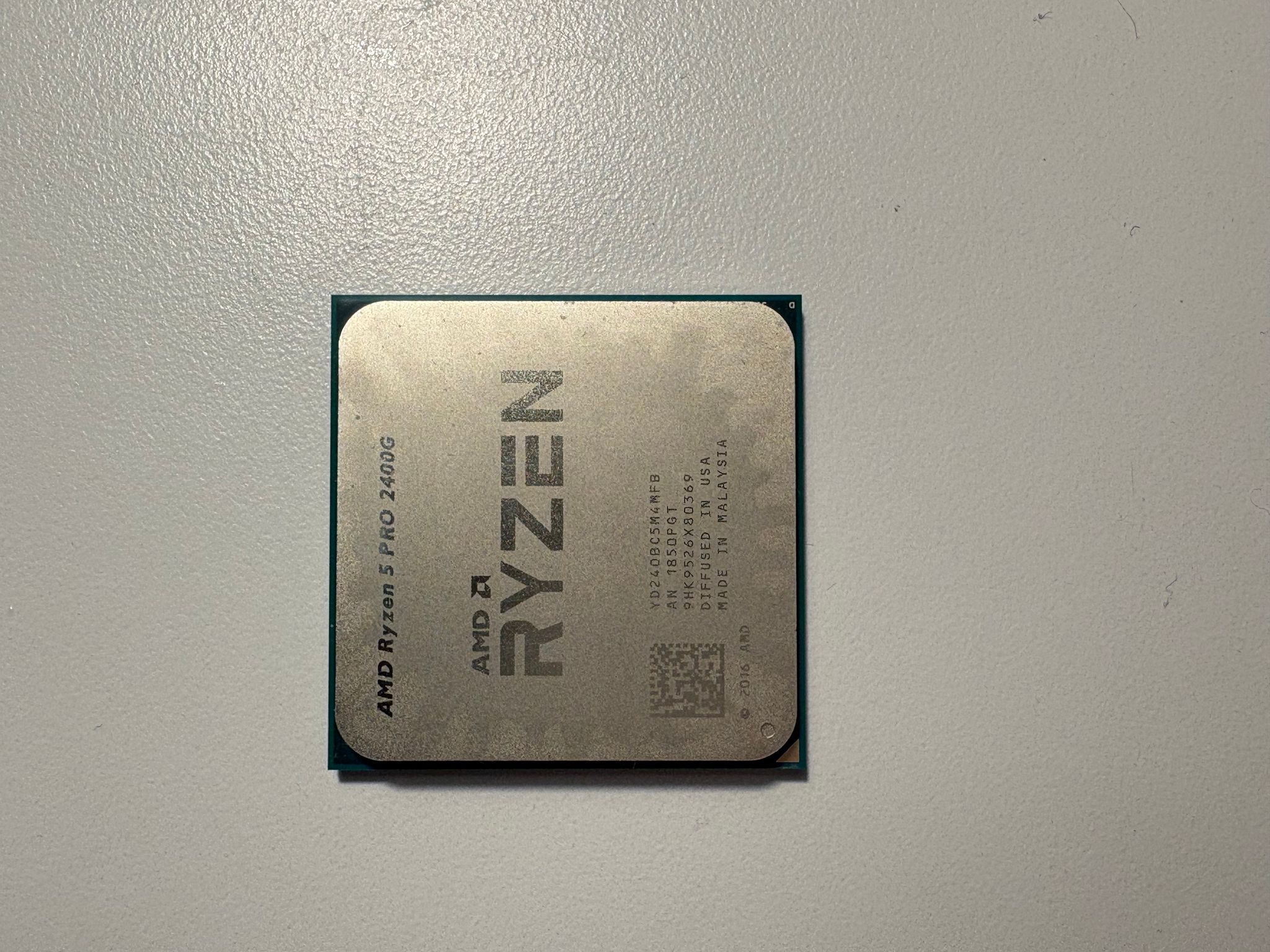 AMD PRO Ryzen 5 2400G