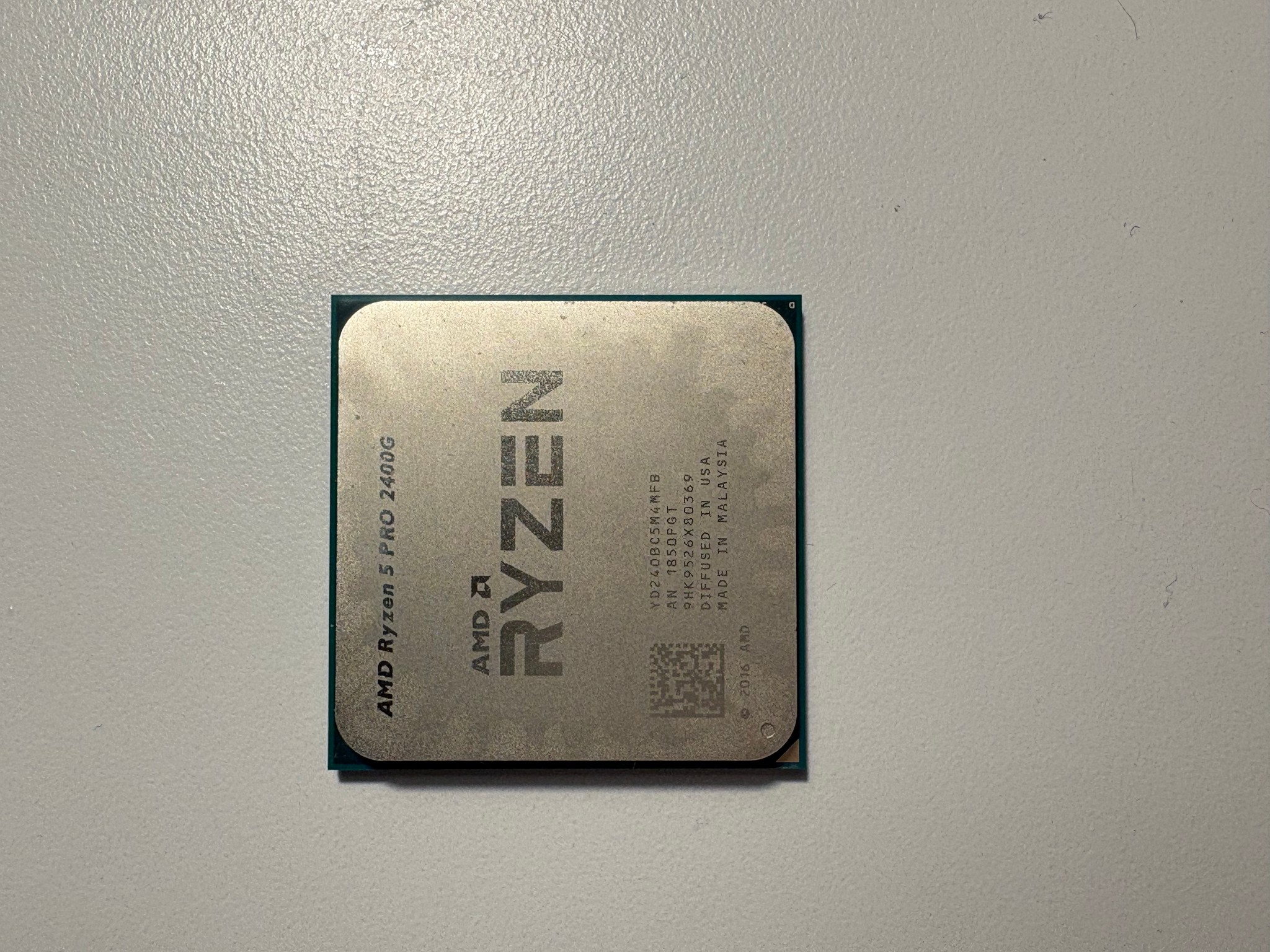 AMD PRO Ryzen 5 2400G