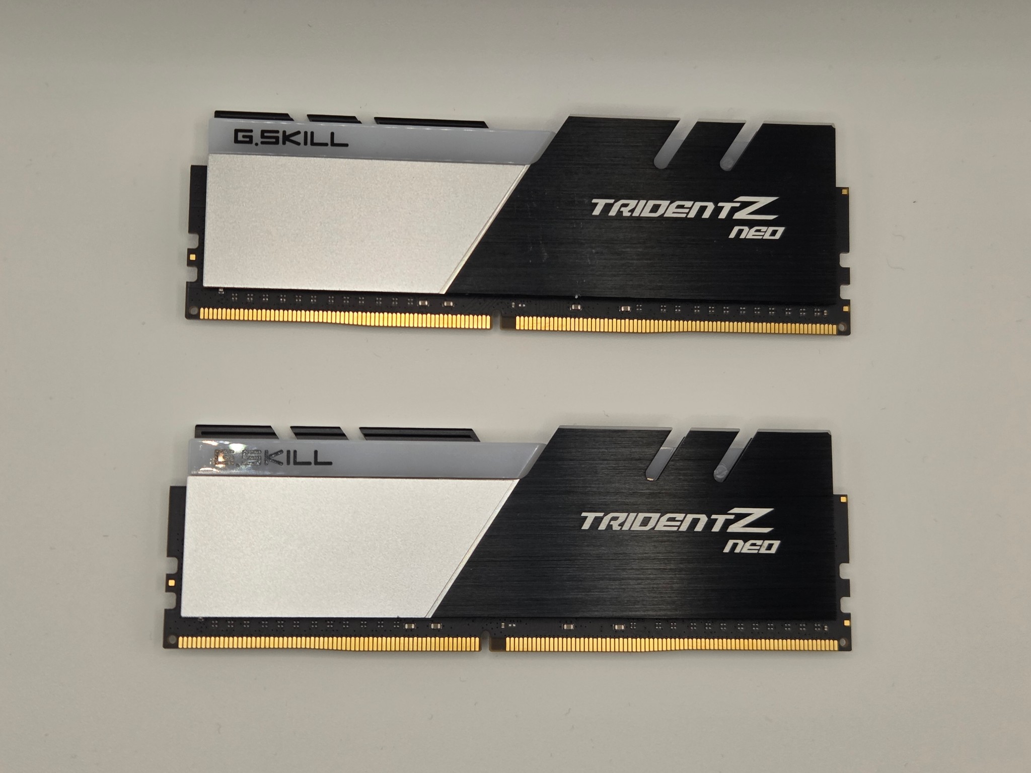 G.Skill TridentZ CL18 DDR4-3600 64gb (32GBx2)