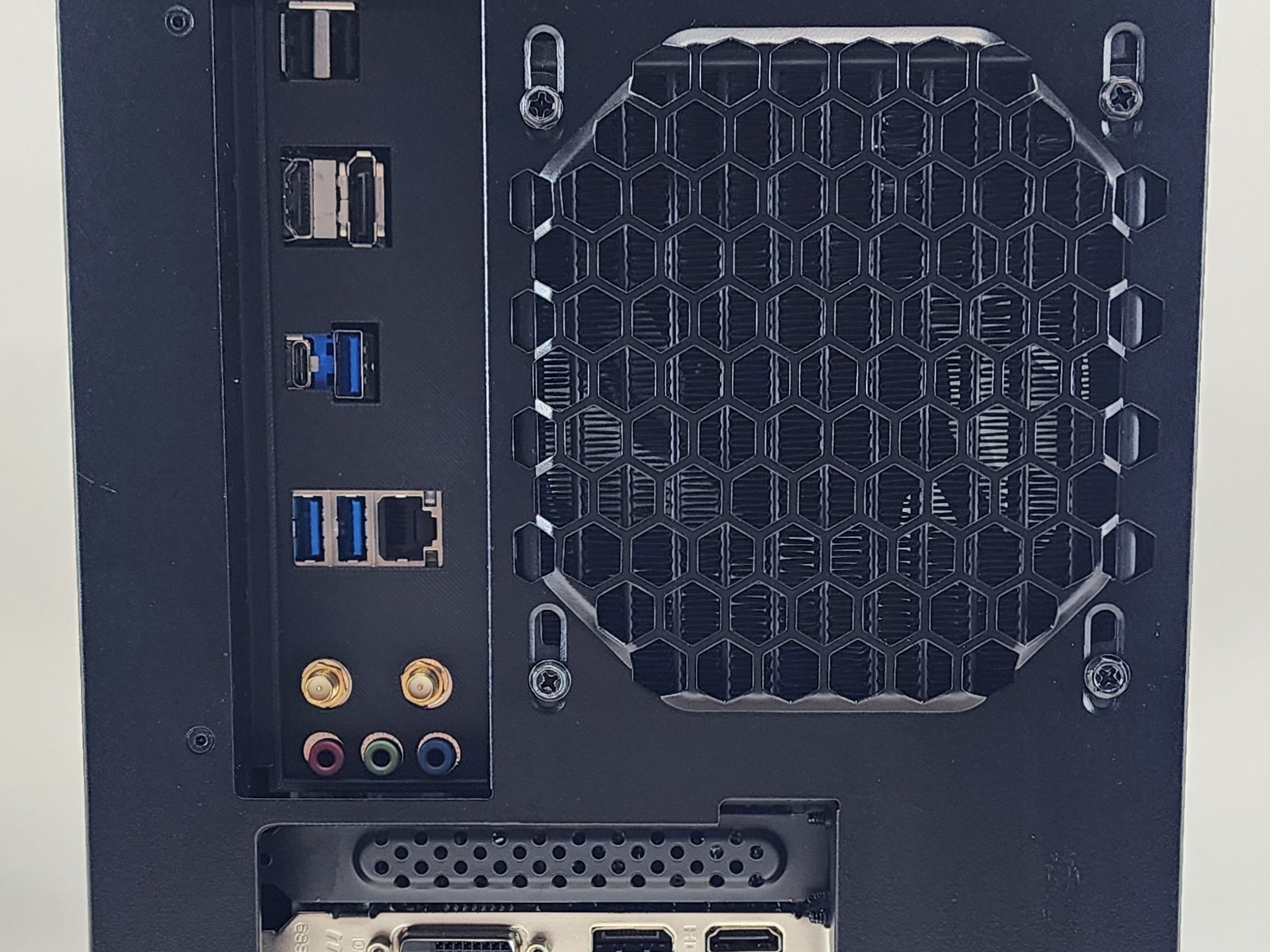 Gaming PC i3-10100F 16GB RAM 240GB SSD + 1TB HDD GTX 1650 4GB Win11 Computer