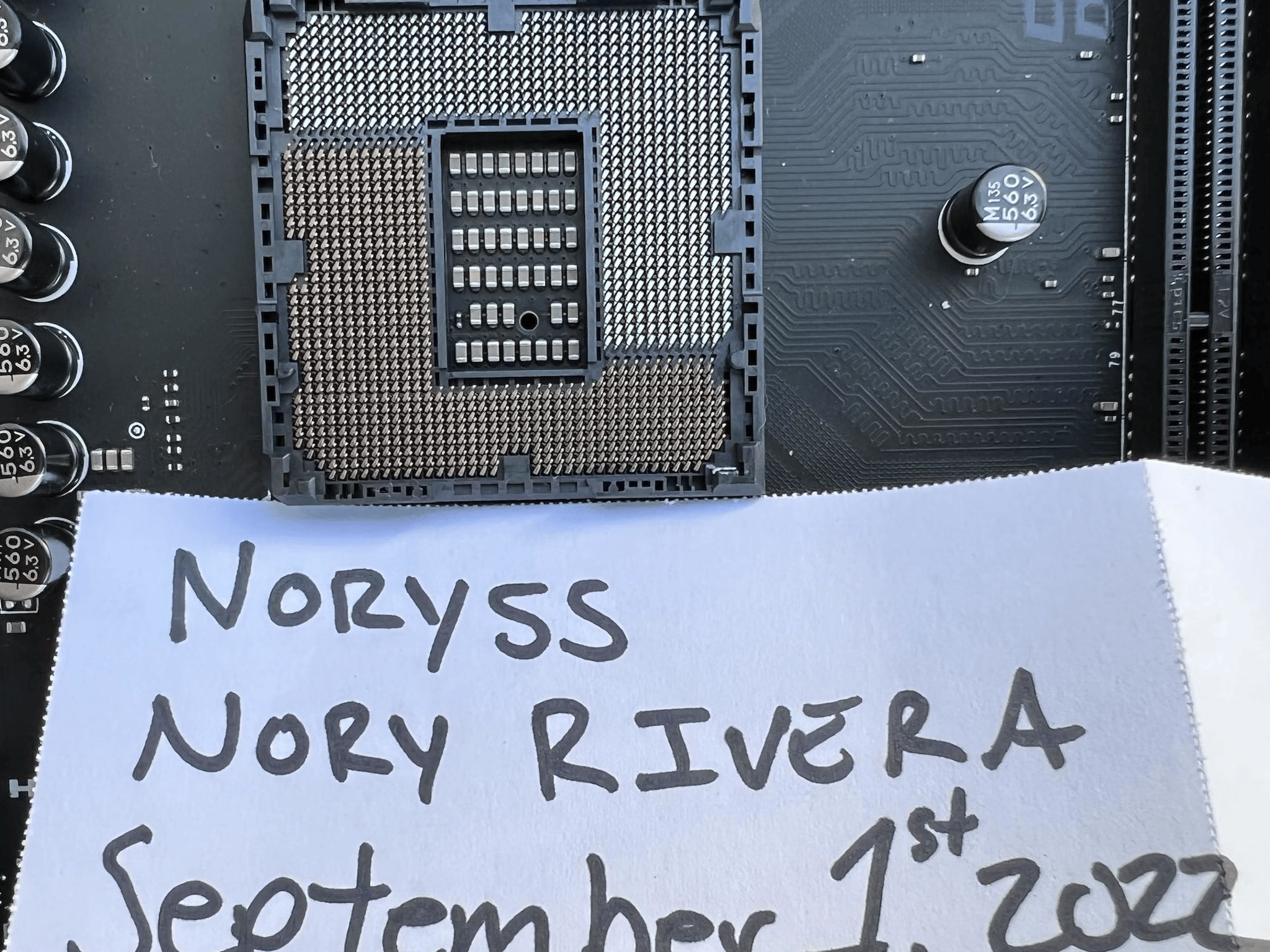 MSI MEG Unify-X Z590 