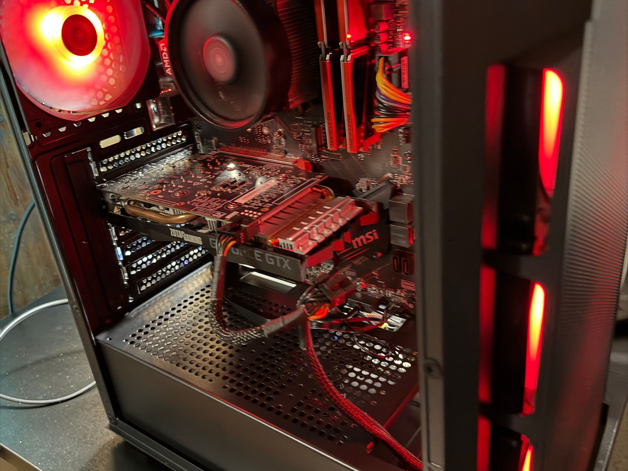 GeForce GTX 1660 Custom Gaming PC - Ryzen 5 2600X