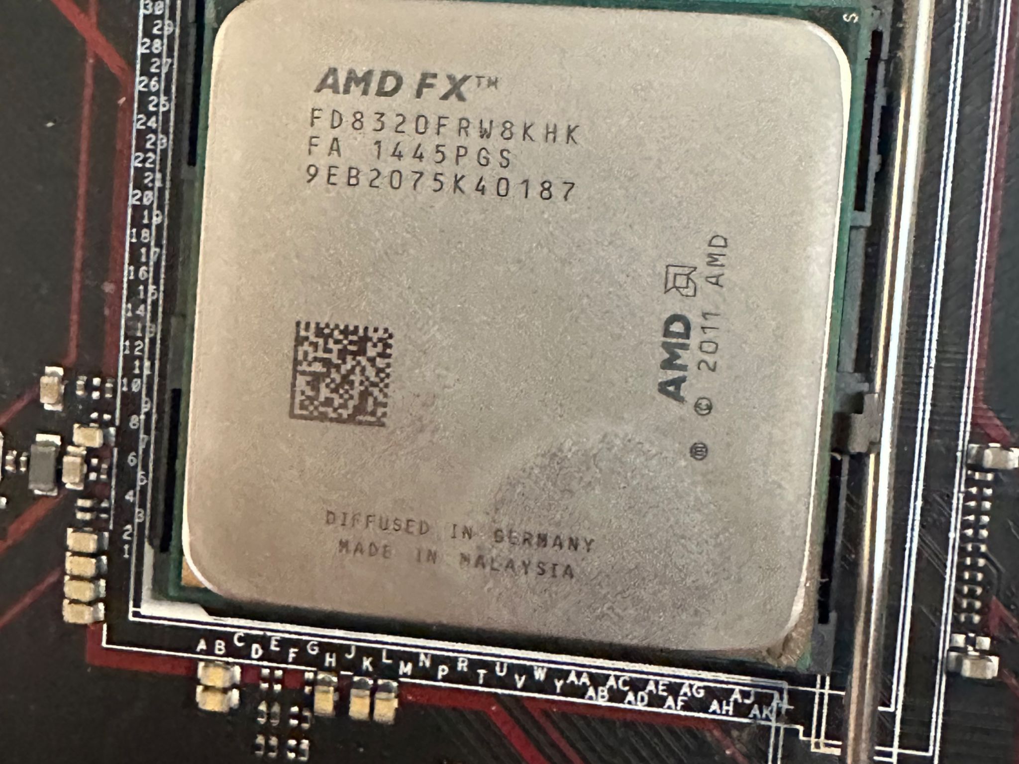 ASUS 970 PRO GAMING/AURA AM3+ w/ AMD FX8320 and Corsair Vengeance 16GB DDR3