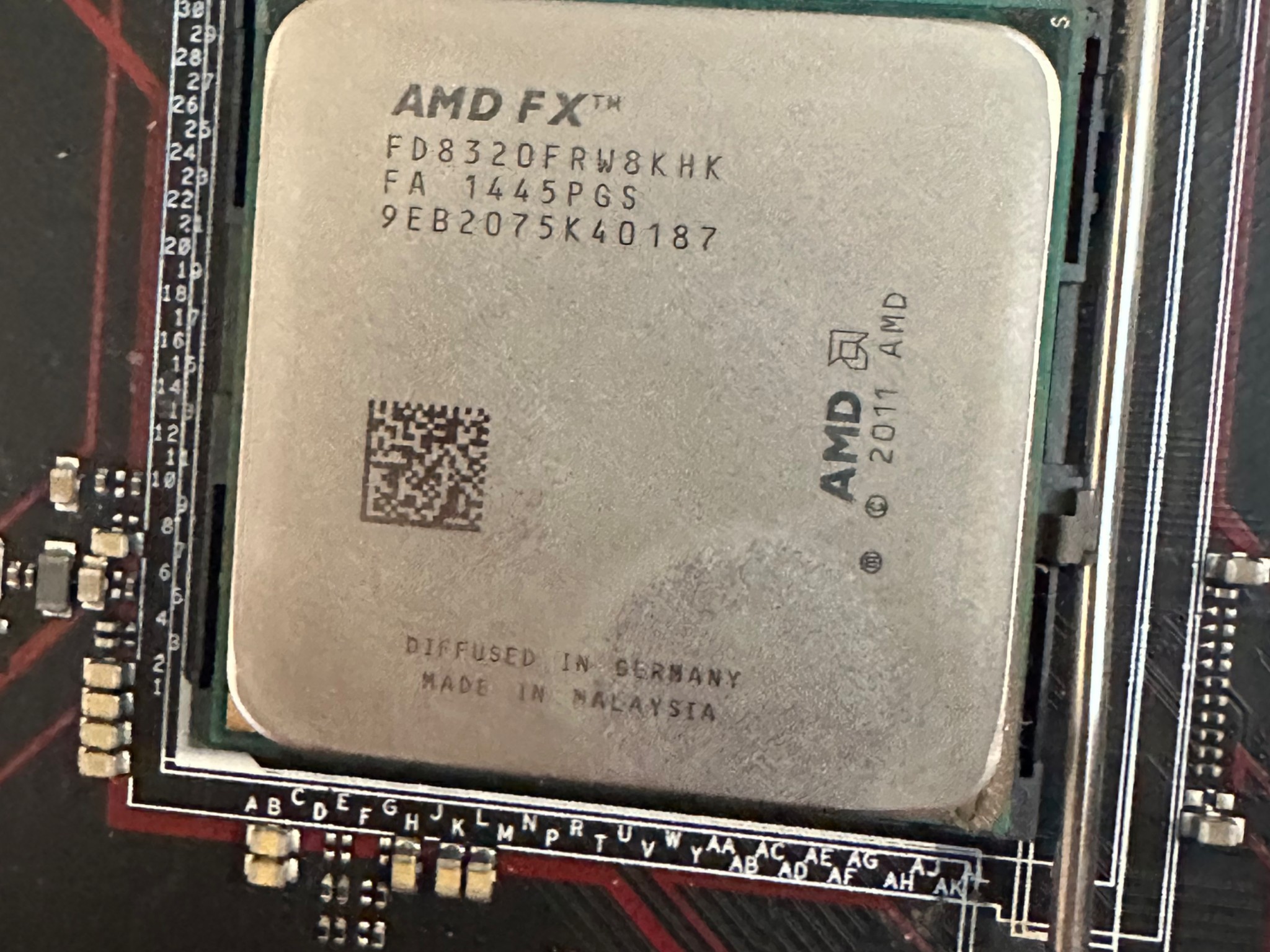 ASUS 970 PRO GAMING/AURA AM3+ w/ AMD FX8320 and Corsair Vengeance 16GB DDR3