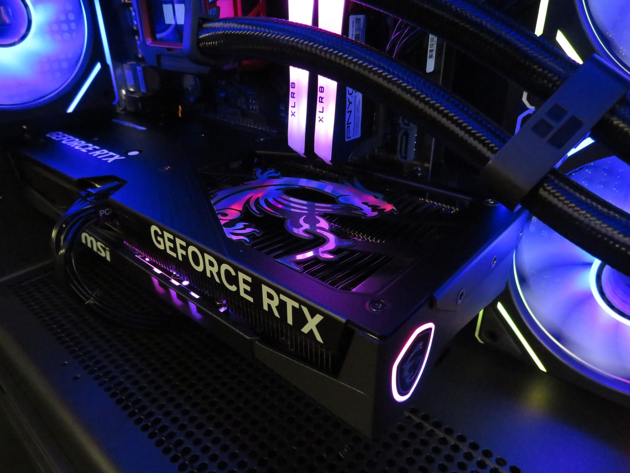 Beautiful 1440p Gaming + Productivity! Ryzen 7 5800XT + RTX 5060 + 32 GB DDR4 + 1 TB NVME