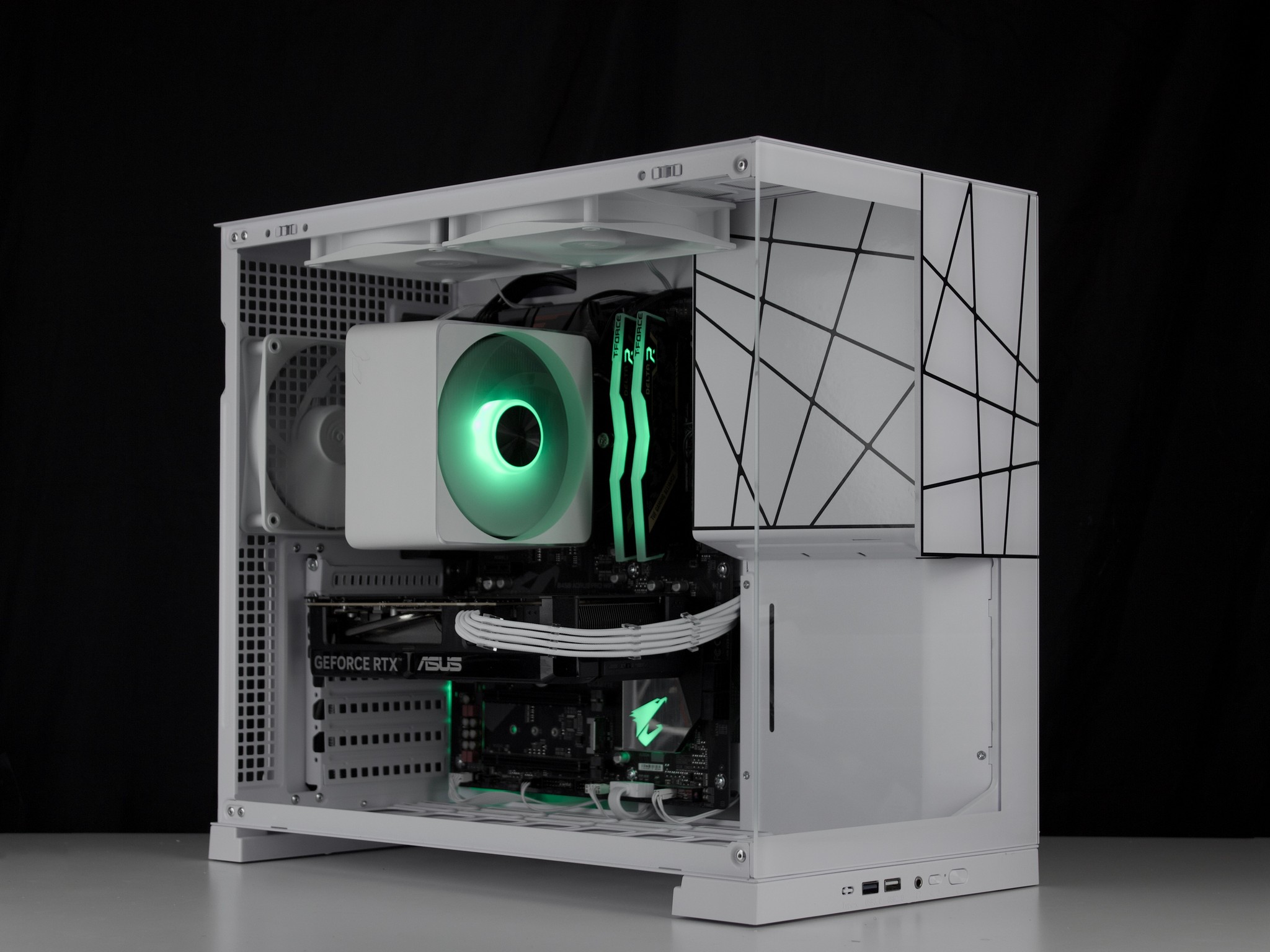 🧊❄️🧊 White Gaming PC – RTX 5060, Ryzen 5 5600X, 16GB RAM, 1TB SSD - WiFi, BlueTooth 🧊❄️🧊