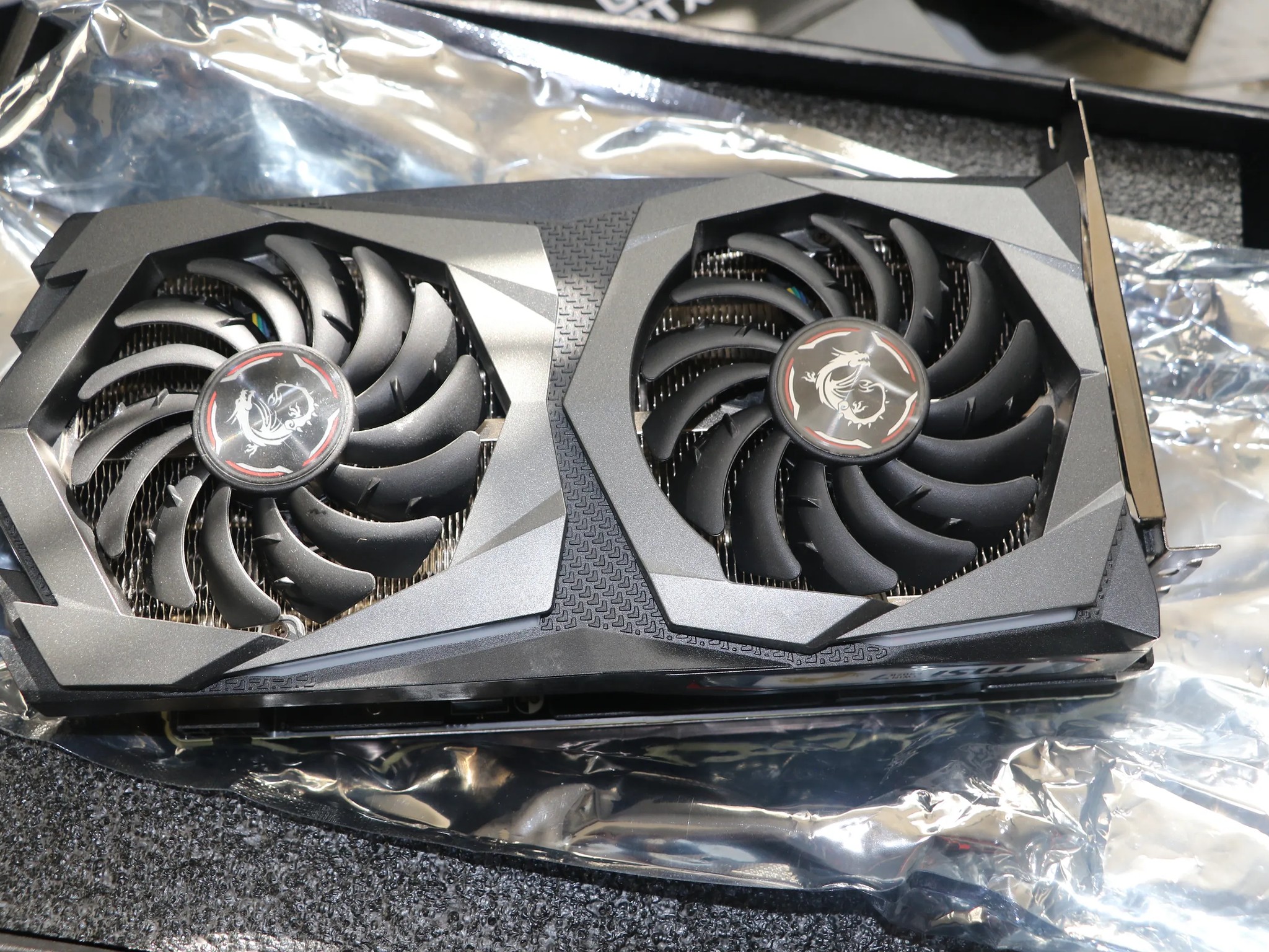 msi 2060 like new - original box