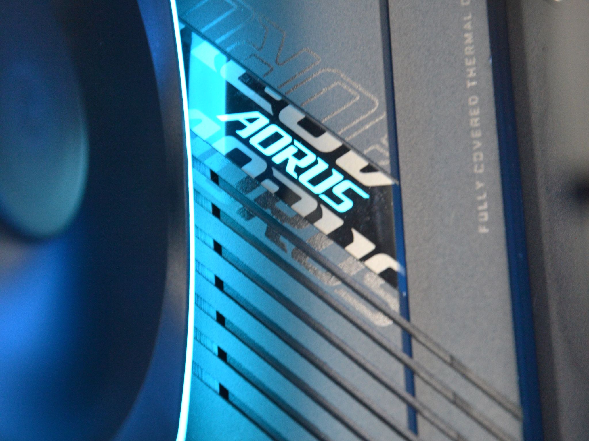 ⚡⚡| RTX 2080Ti 11GB | INTEL i7-12700K | 32GB DDR4 RAM | 1TB NVME | Electric Aura |
