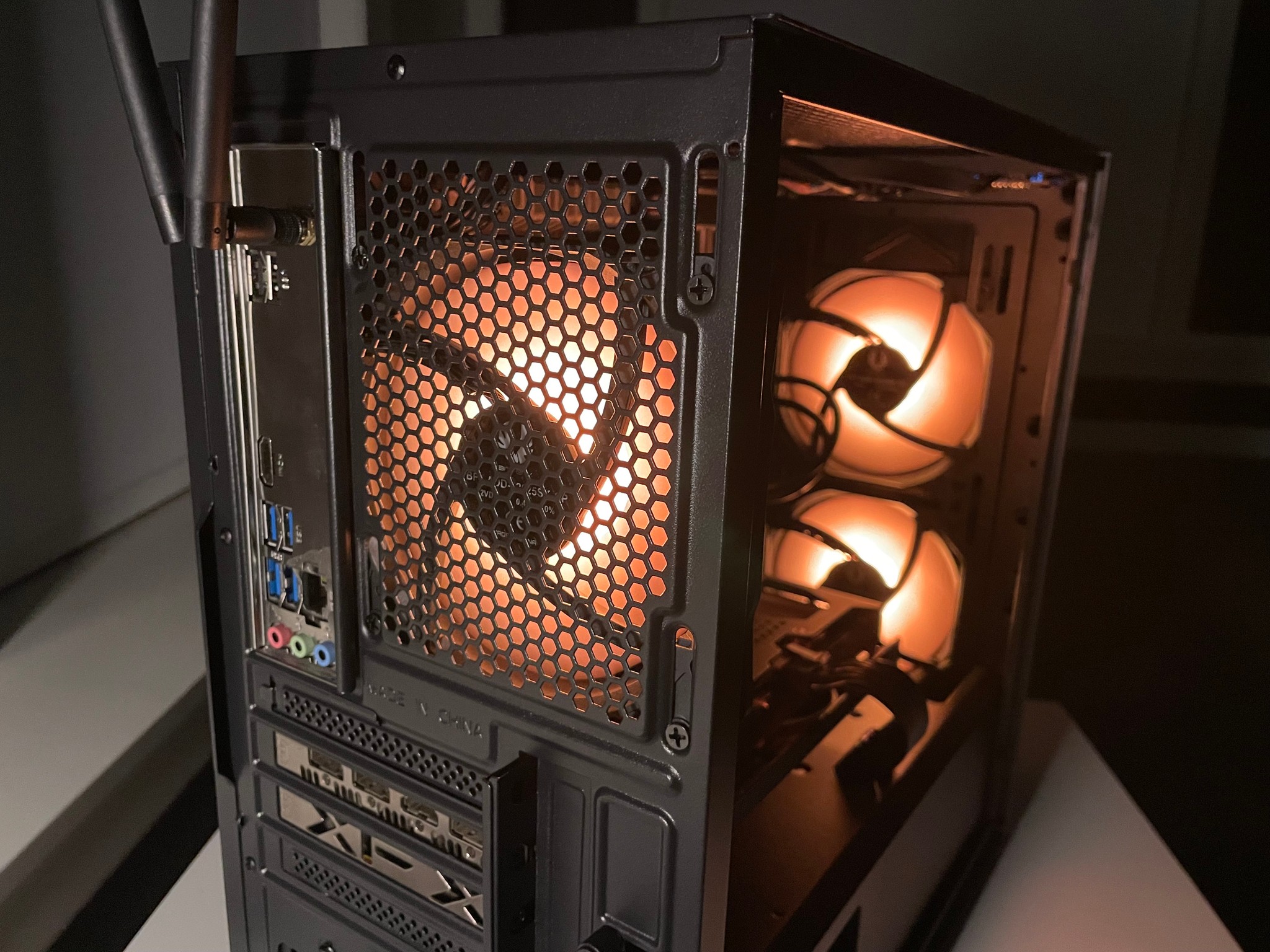 🖤🤍🩶Ryzen 3600•XFX 6600•1tb nvme🩶🤍🖤