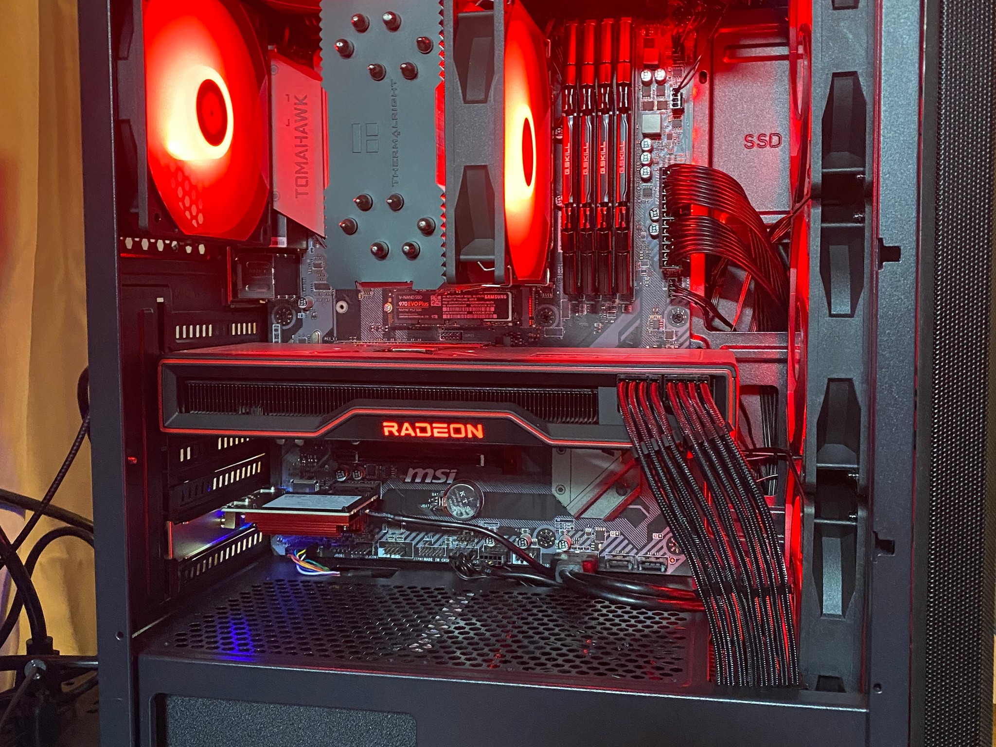 Hematite II R7 5800X/RX 6800/ 32GB RAM/1 TB NVME