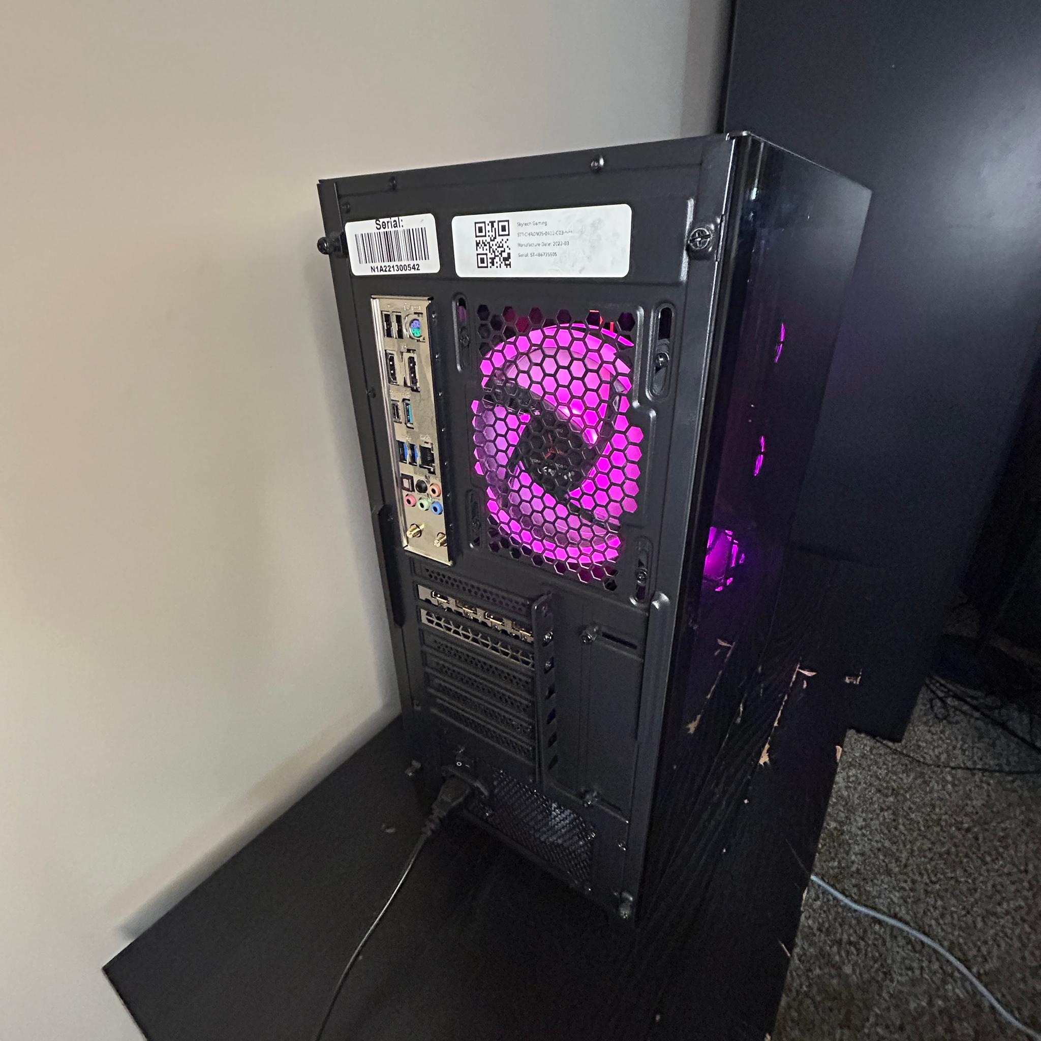Skytech Chronos Gaming PC | Intel i5-12600k GeForce RTX 3070 32 GB RAM 1 TB NVMe SSD 🔥