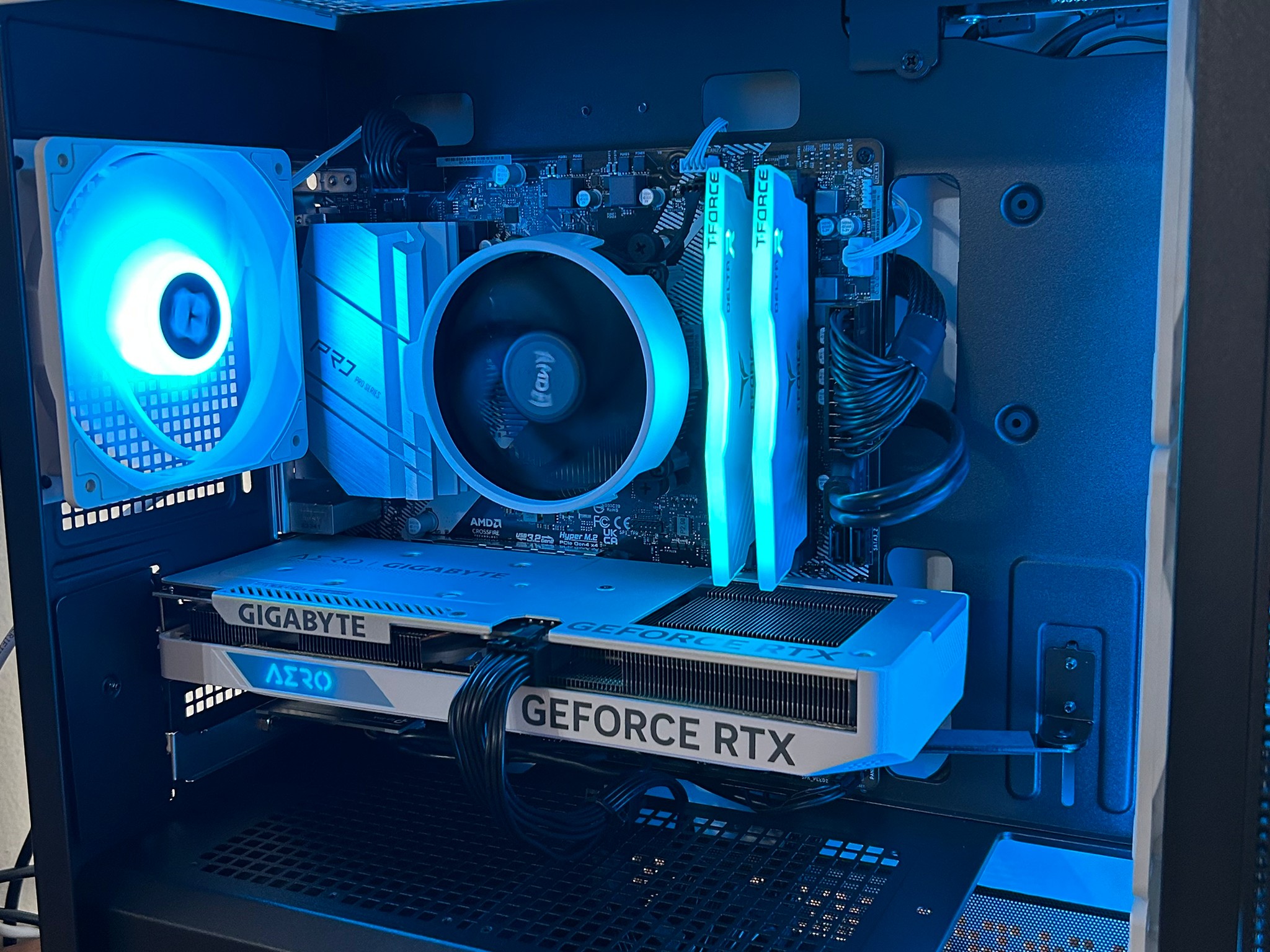 RTX 4060 | Ryzen 5 5500 | 1TB SSD | The Mid-Range Beast V11