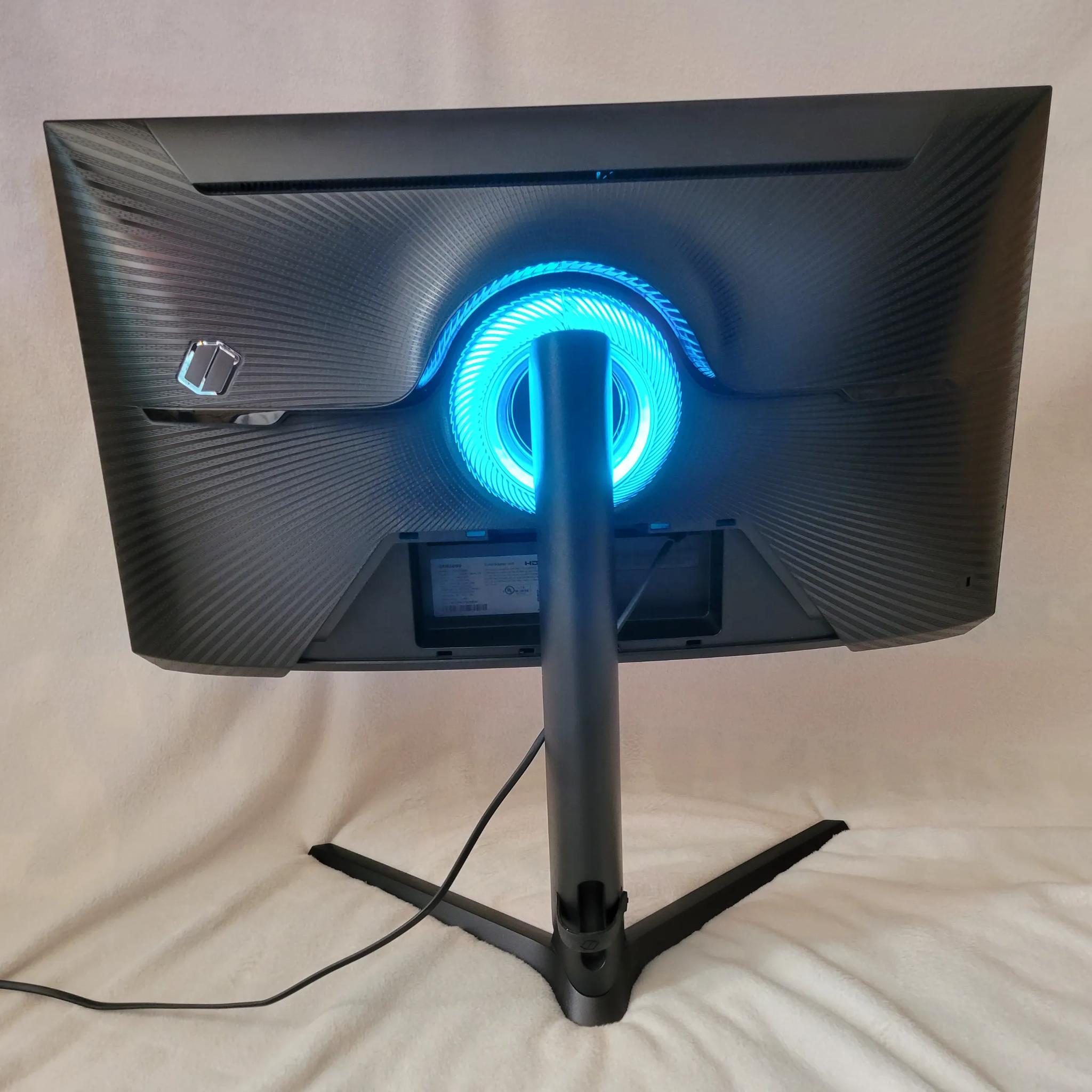 28” Odyssey G70B 4K UHD IPS 144Hz 1ms with G-Sync Gaming Monitor