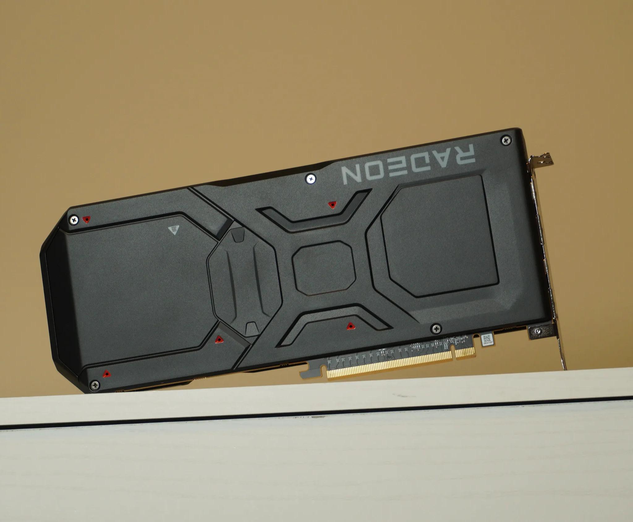 RX 7900 xtx Reference Model