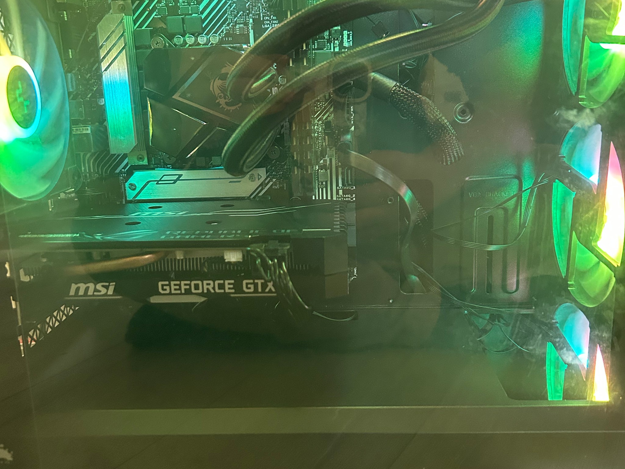 Intel i3 10105f| MSI 1660 Super| 1tb NVME | 16gb 3200mhz Ram| P240 MSI AIO