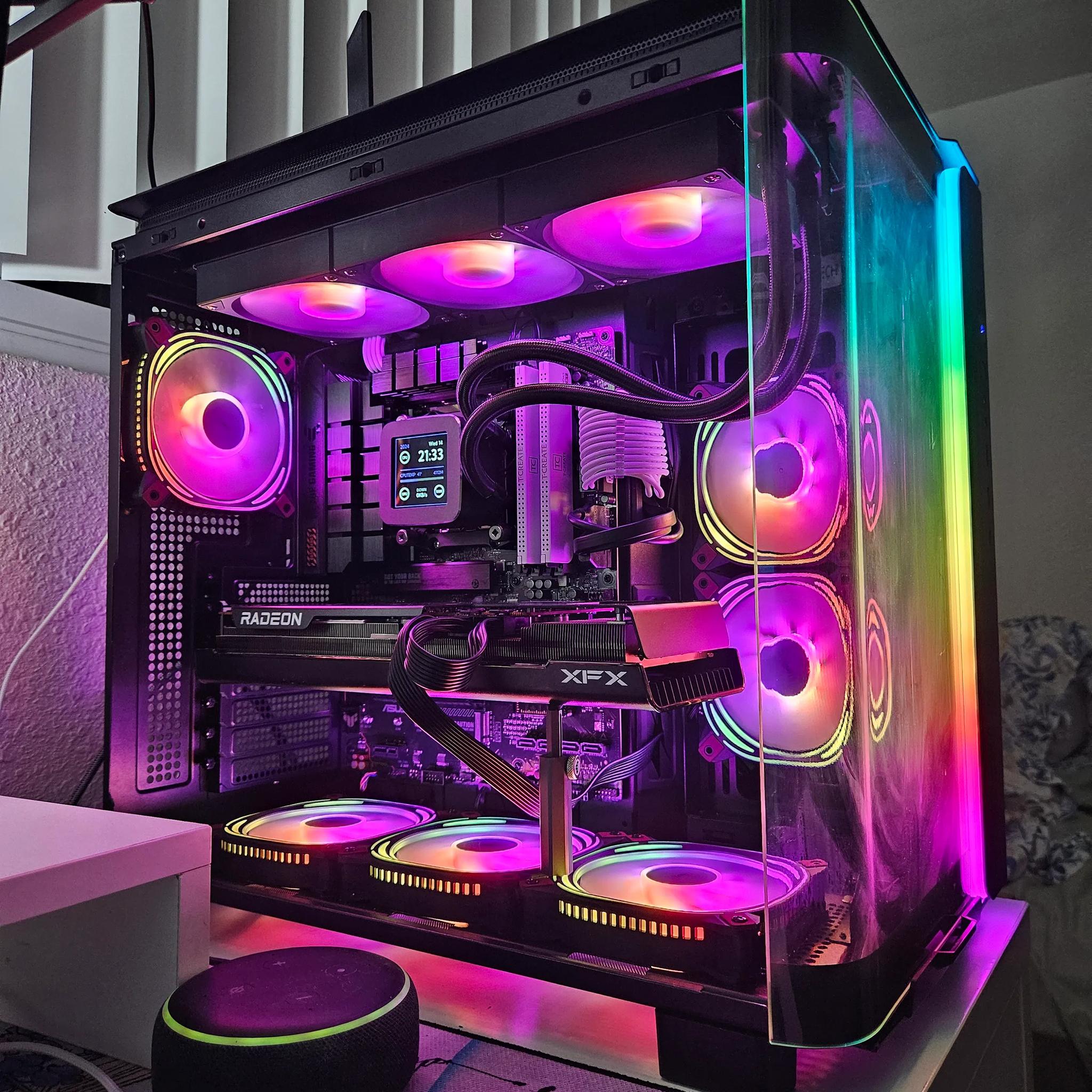 RX 7800 XT Gaming PC / Ryzen 7 7700X / 32GB DDR5 / 1TB M.2 NVMe / B650E / Montech King 95 / P30