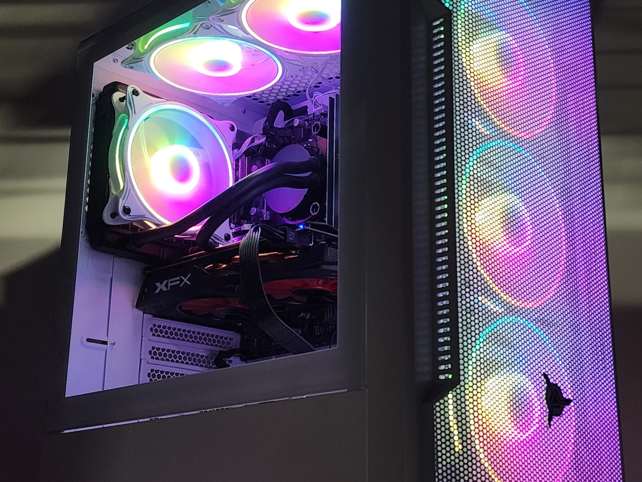 Gaming PC i3-7100 8GB RAM 128GB SSD + 500GB HDD RX 570 8GB Windows 11 Computer