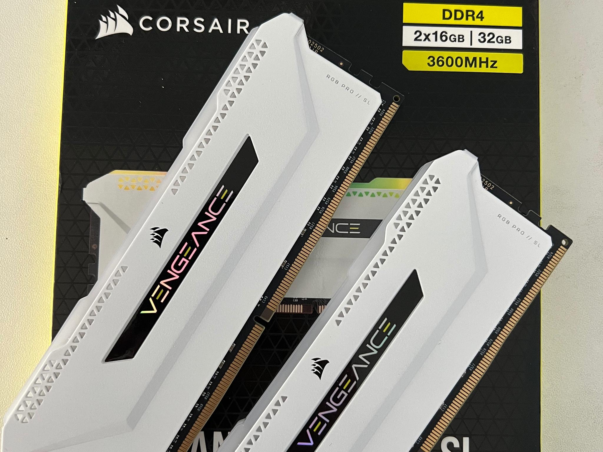 Corsair Vengeance DDR4 White