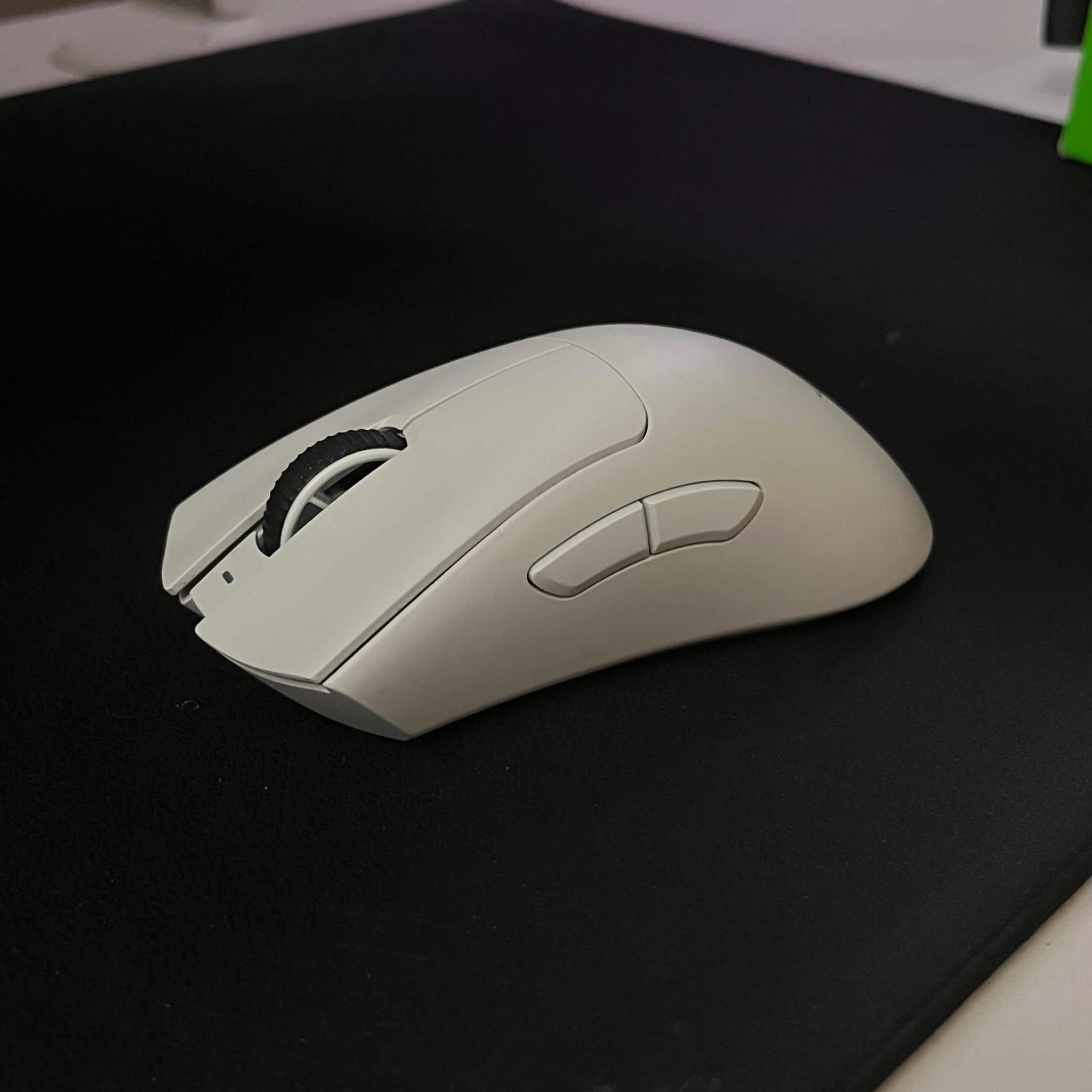 Razer DeathAdder V3 Pro Wireless Gaming Mouse - White