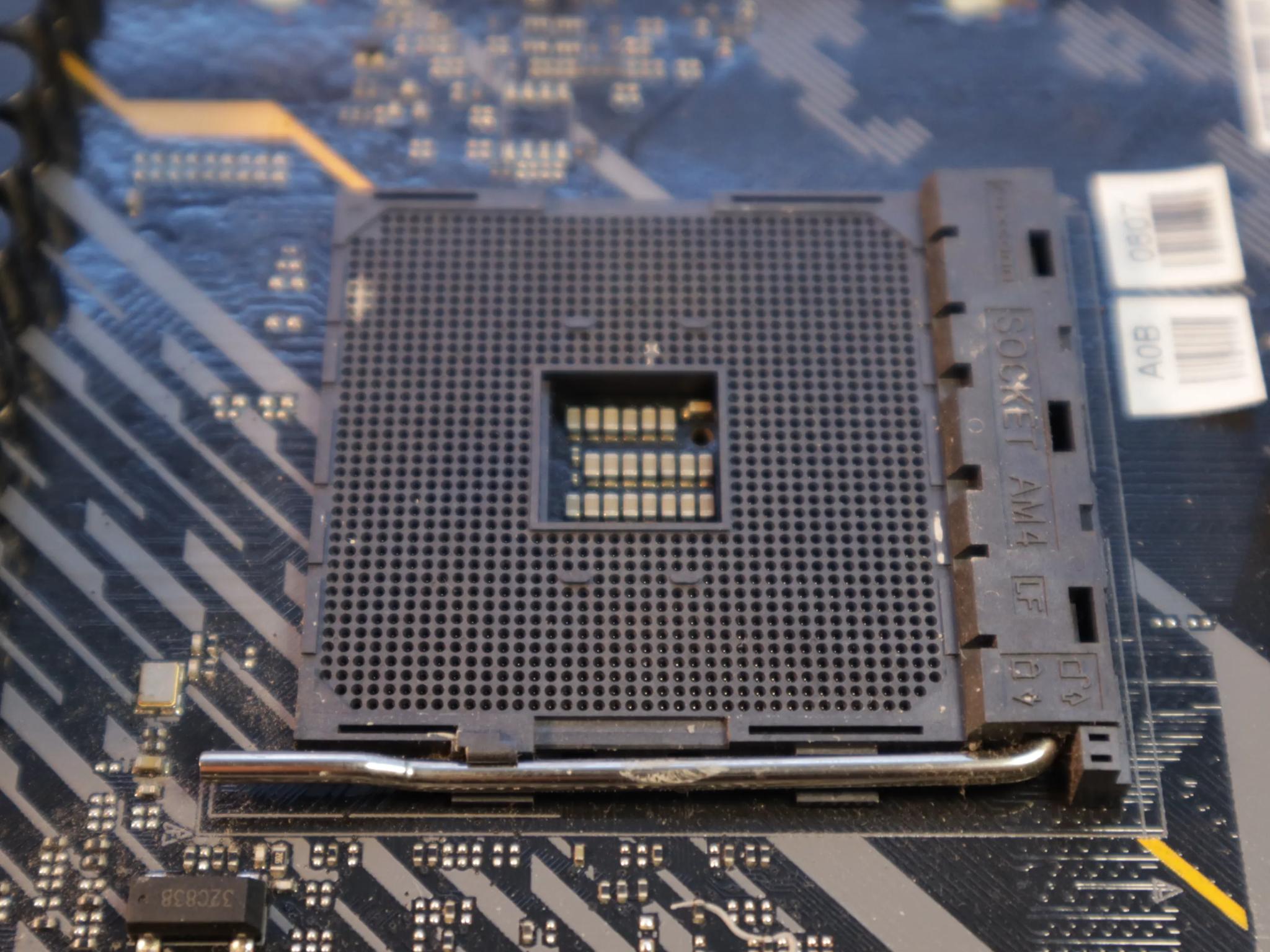 ASUS TUF GAMING X570-PLUS (WI-FI) ATX AM4 Motherboard