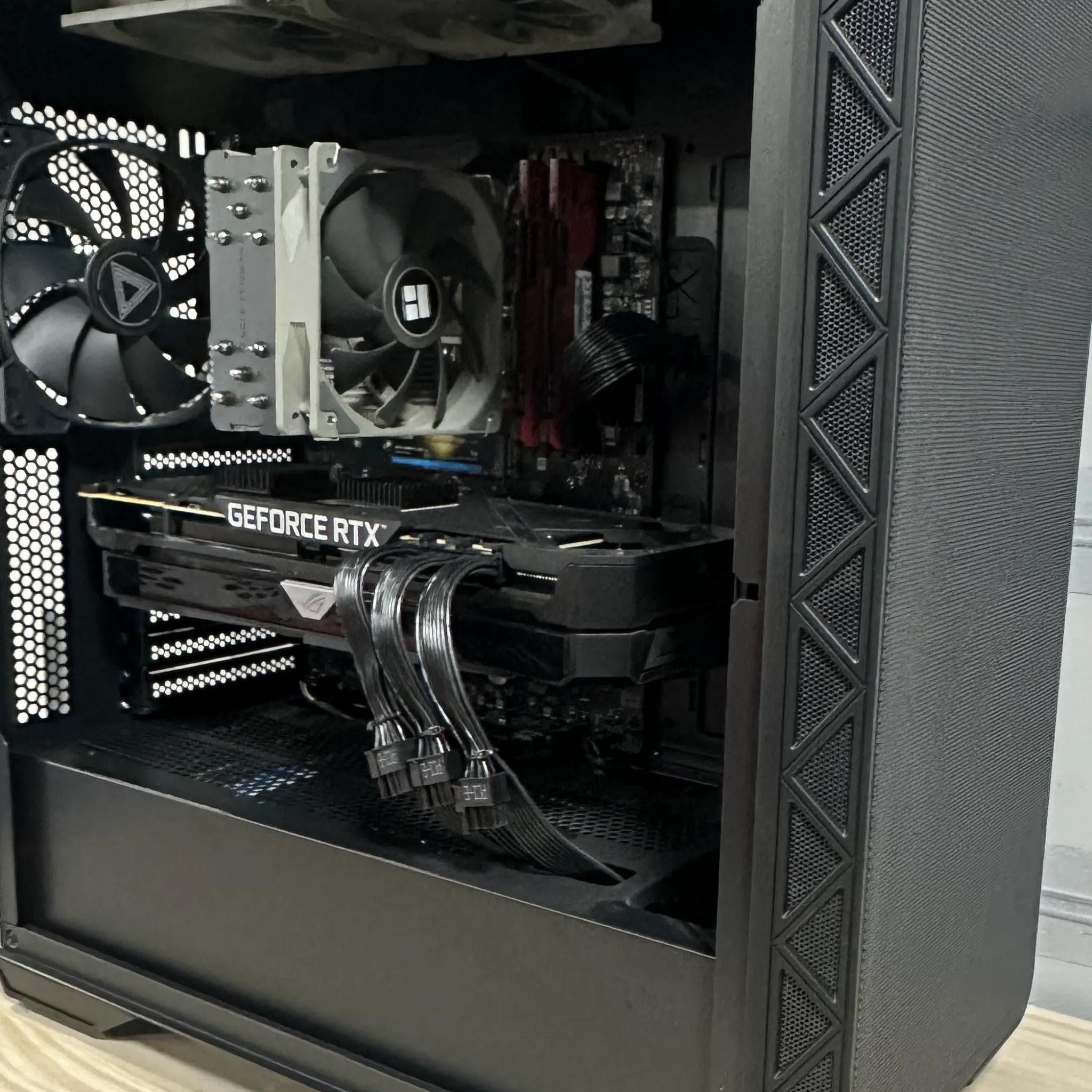 RTX 3090 Gaming PC - 64 Gb RAM - 1 Tb M.2 Nvme - 5600x CPU