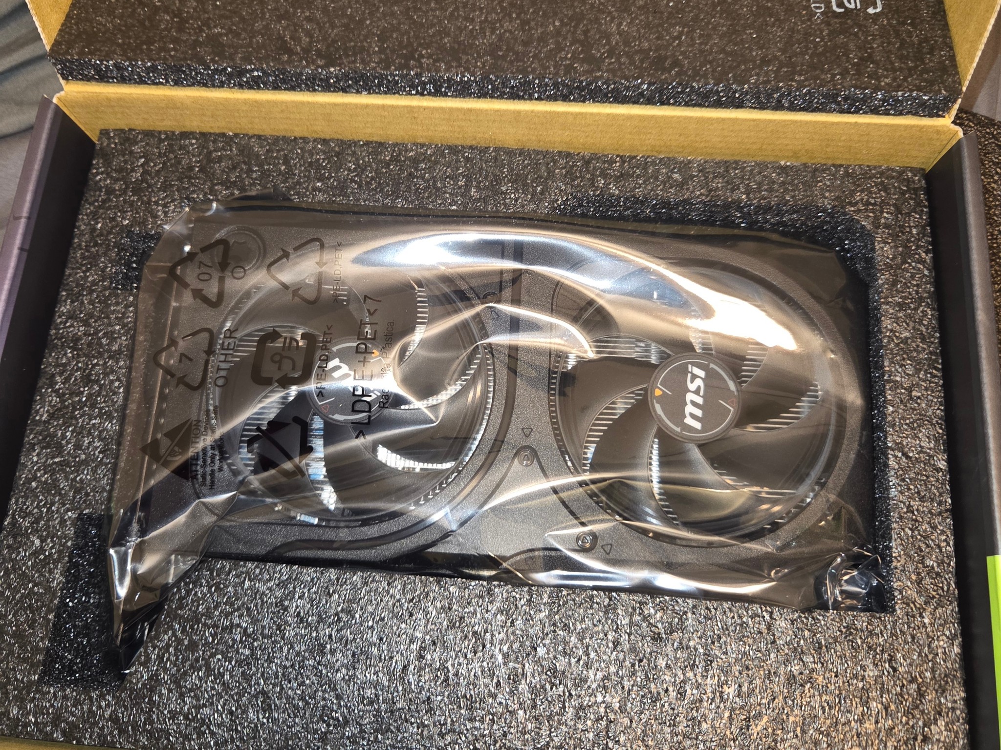 MSI GeForce RTX 5060 Ti 16G SHADOW 2X OC
