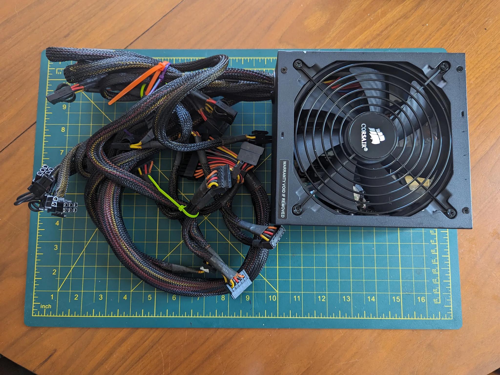 Corsair Enthusiast Series™ TX650w - 80 PLUS® ( Used - Great )
