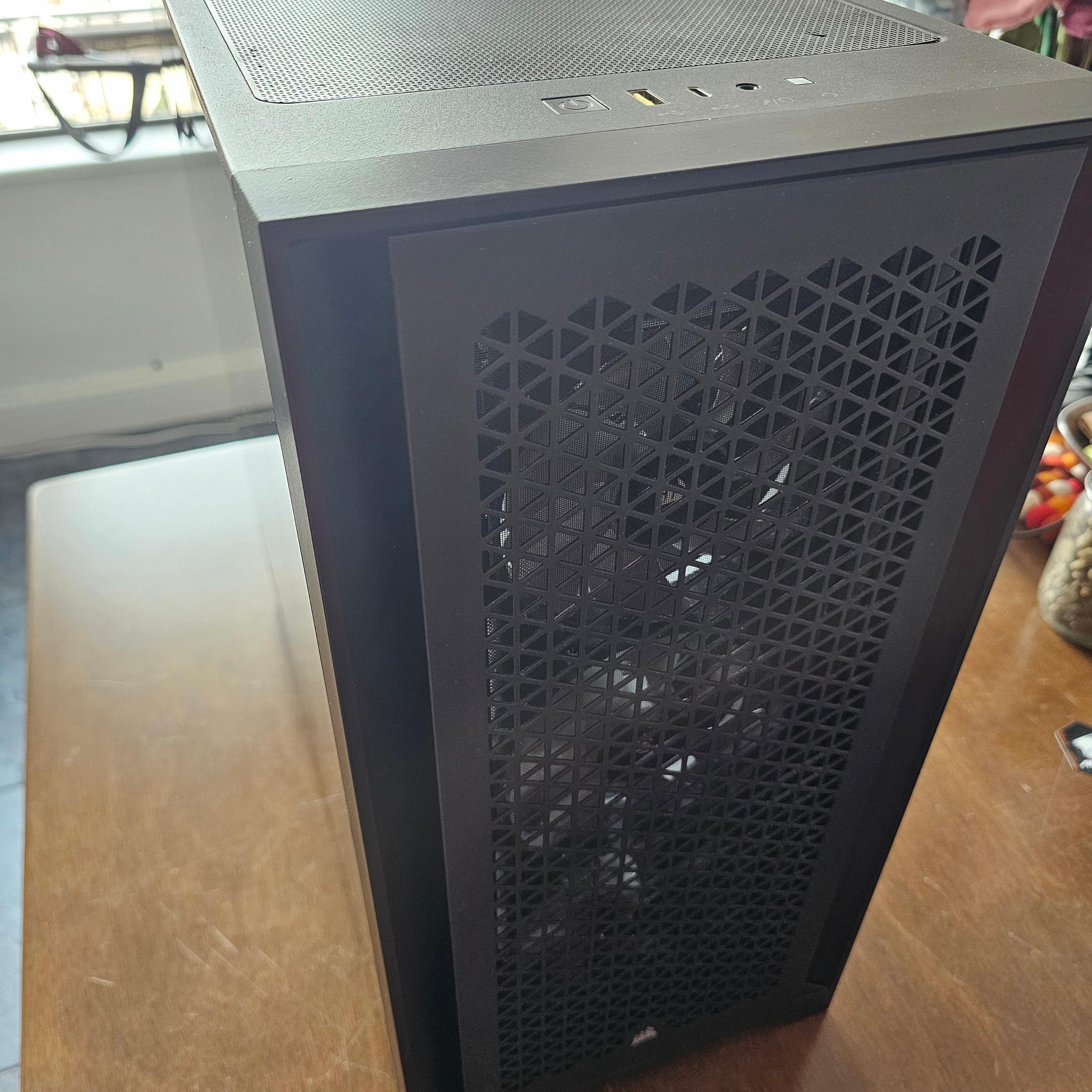 Corsair 4000D Airflow (Black - Tempered Glass)