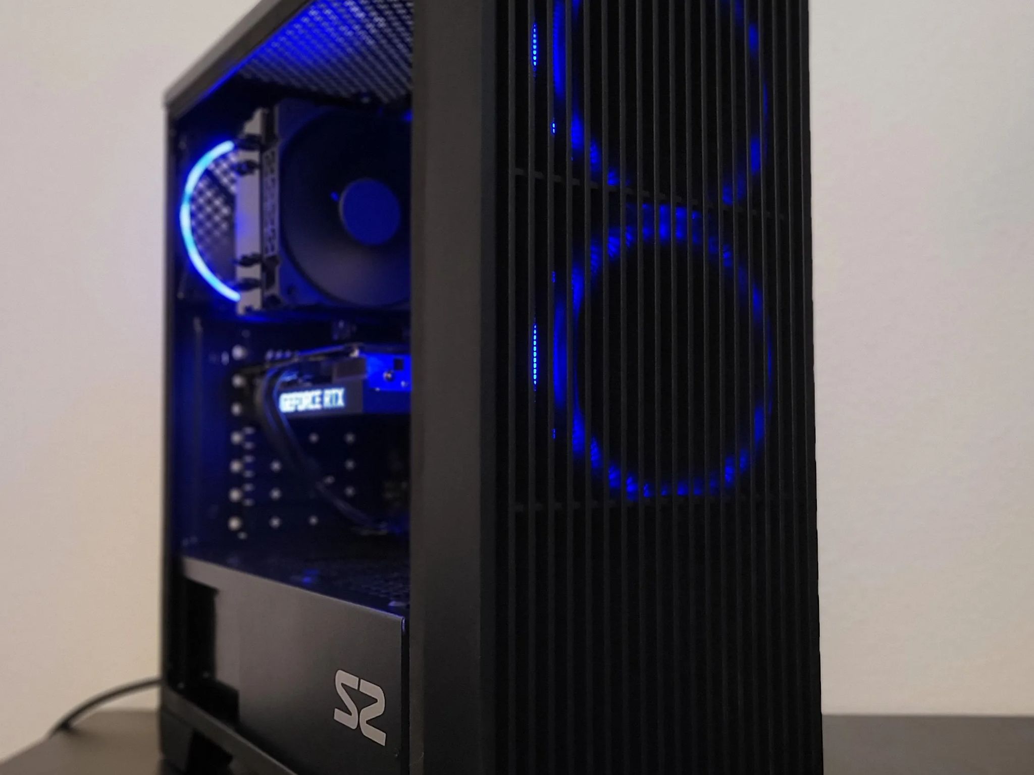 Void 1080  // Ryzen 7 5700x // RTX 3060ti // 16GB DDR4 // 256GB SSD+2TB HDD // WIFI + BT