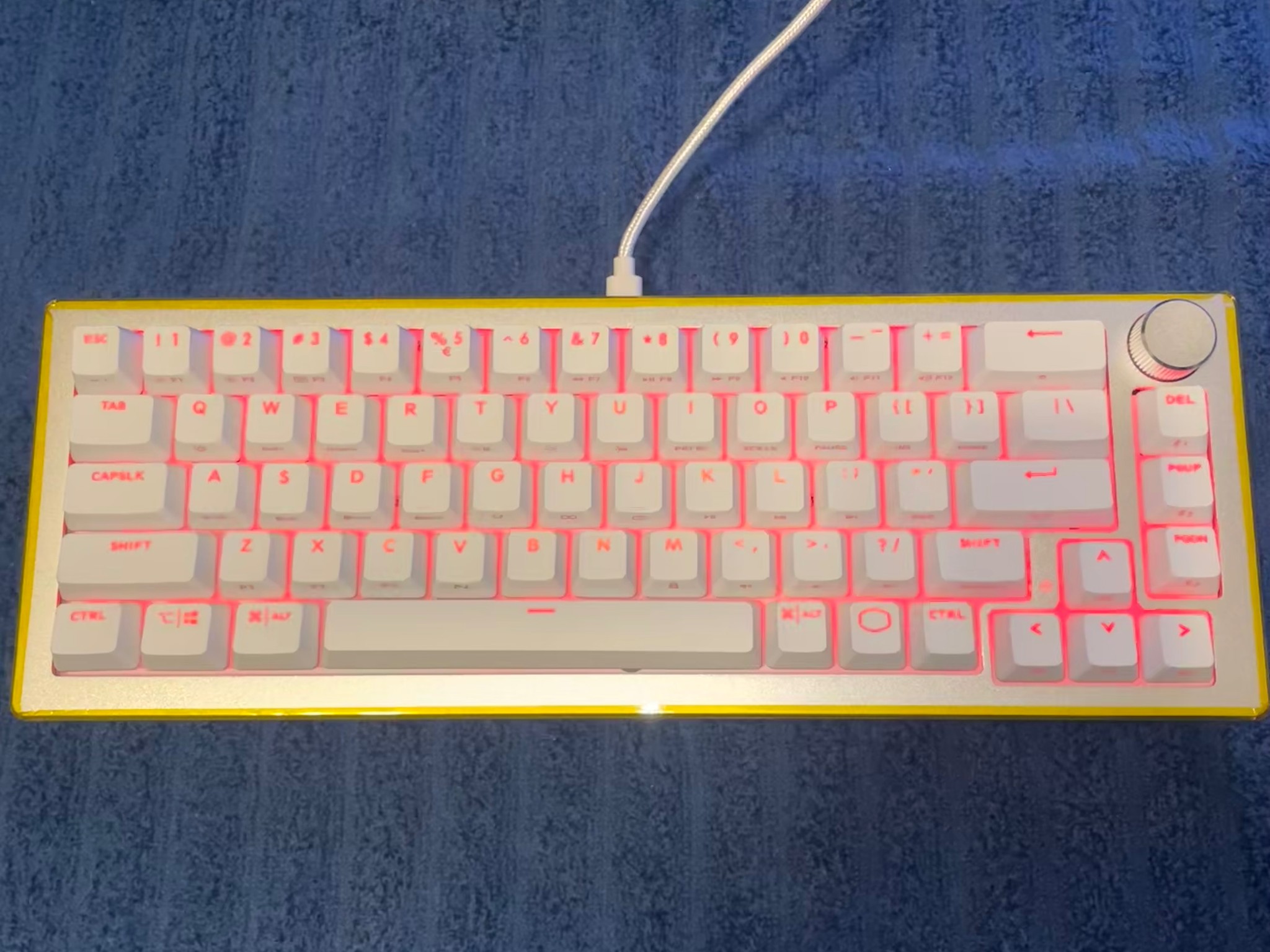 White/Silver CoolerMaster CK721/MK271 Series 65% Hybrid Wireless Mechanical Keyboard