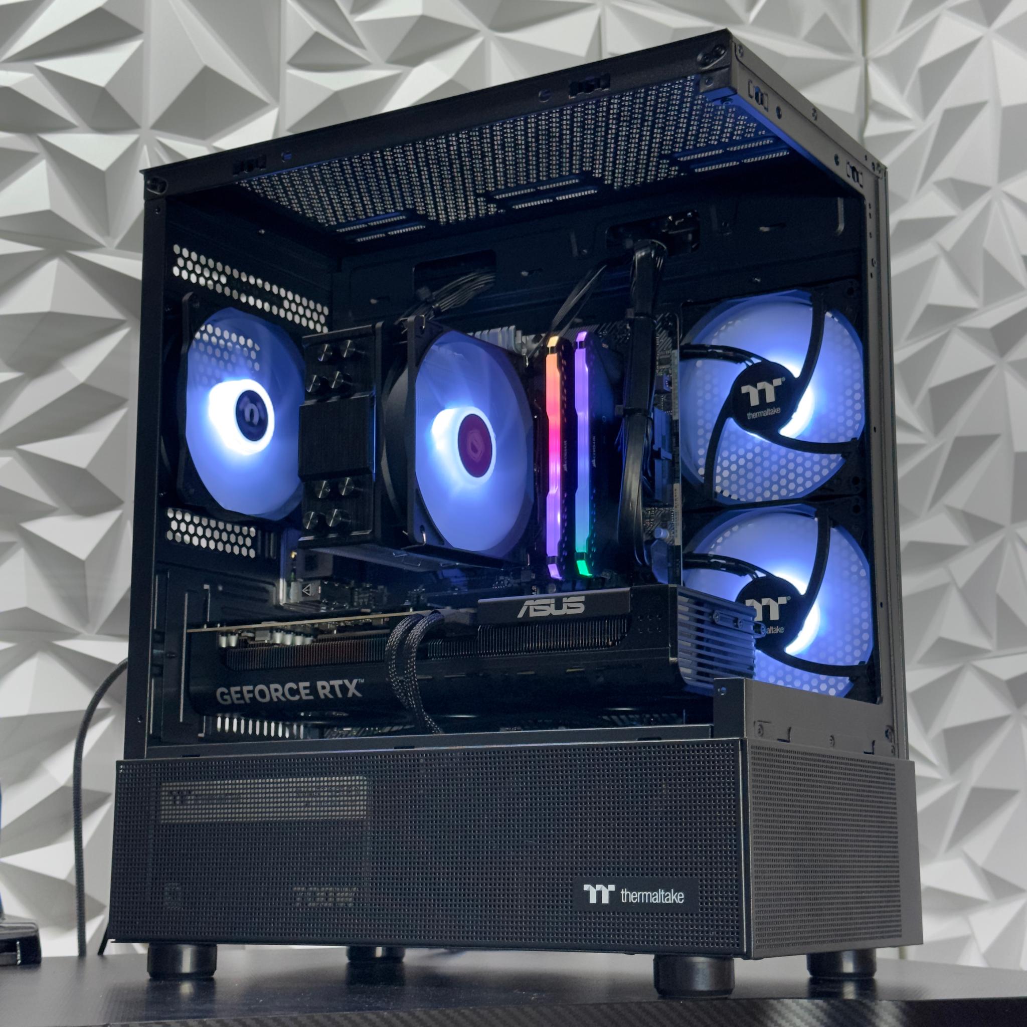 rtx 5070 / Ryzen 7 5800XT / 32GB 3600Mhz ddr4 ram / 1Tb crucial Nvme ssd / Windows 11