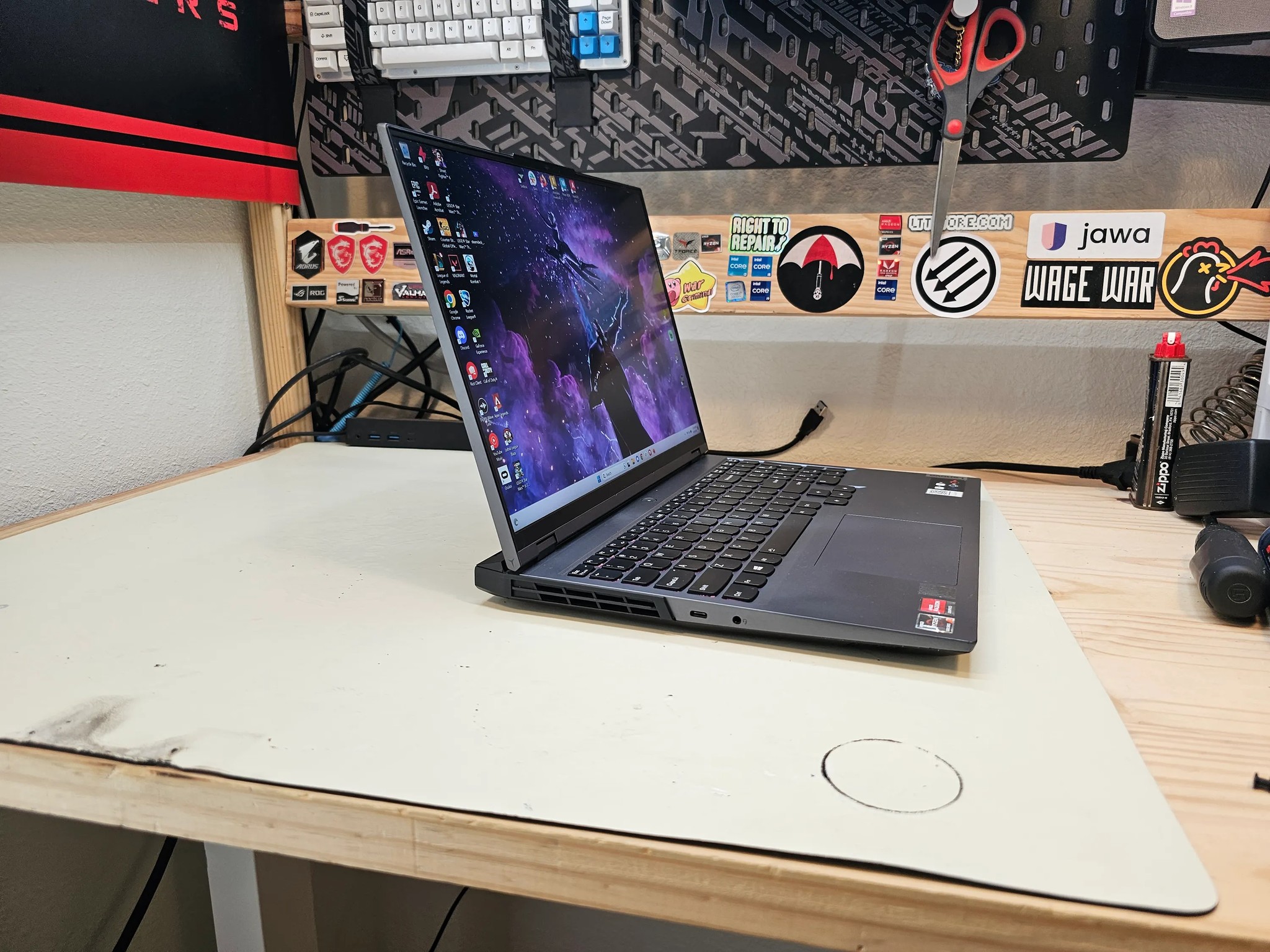 High End Laptop 16" | RTX 3070 | Ryzen 7 5800h 165hz 1440p 16 in IPS 32GB Ram Legion 5i PRO