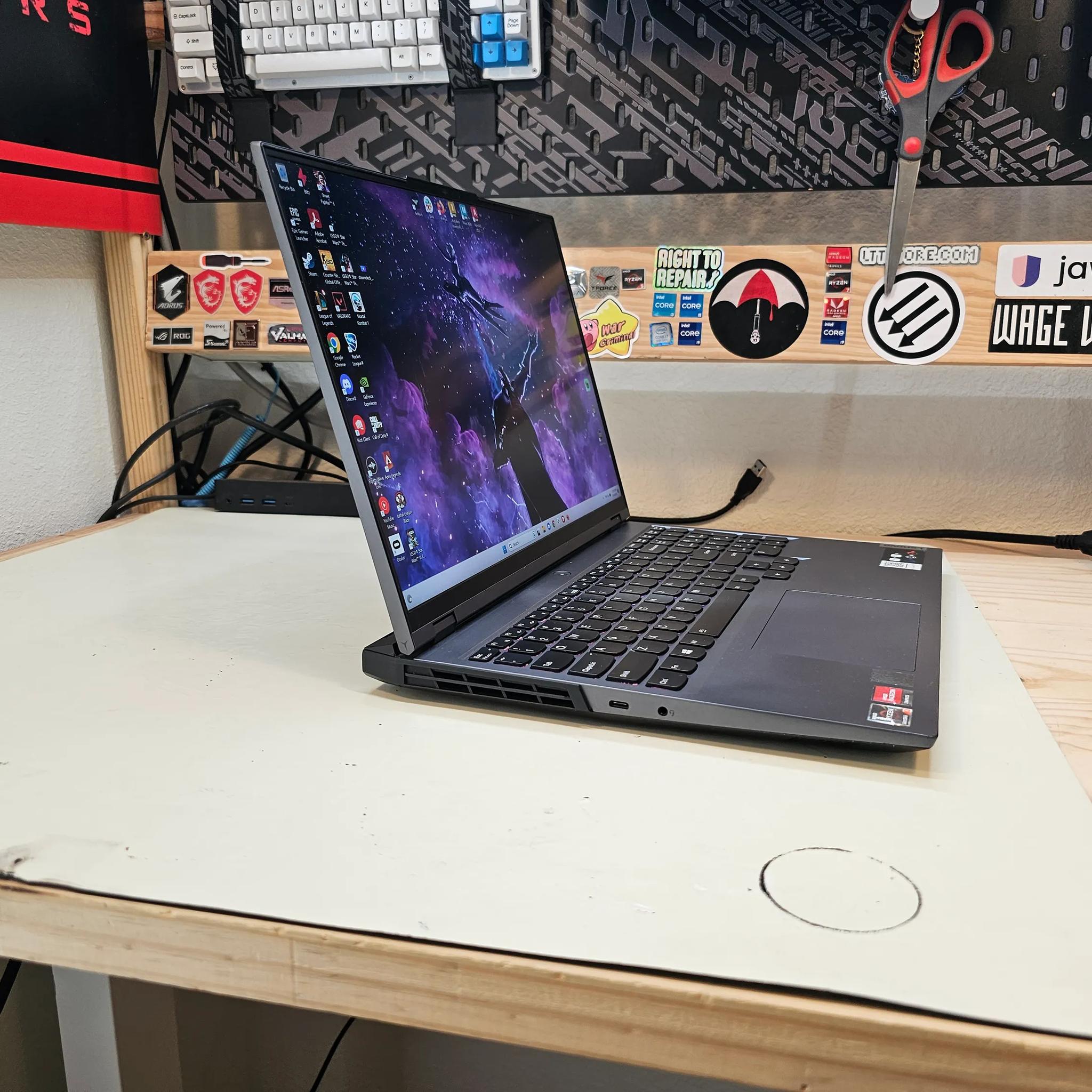 High End Laptop 16" | RTX 3070 | Ryzen 7 5800h 165hz 1440p 16 in IPS 32GB Ram Legion 5i PRO