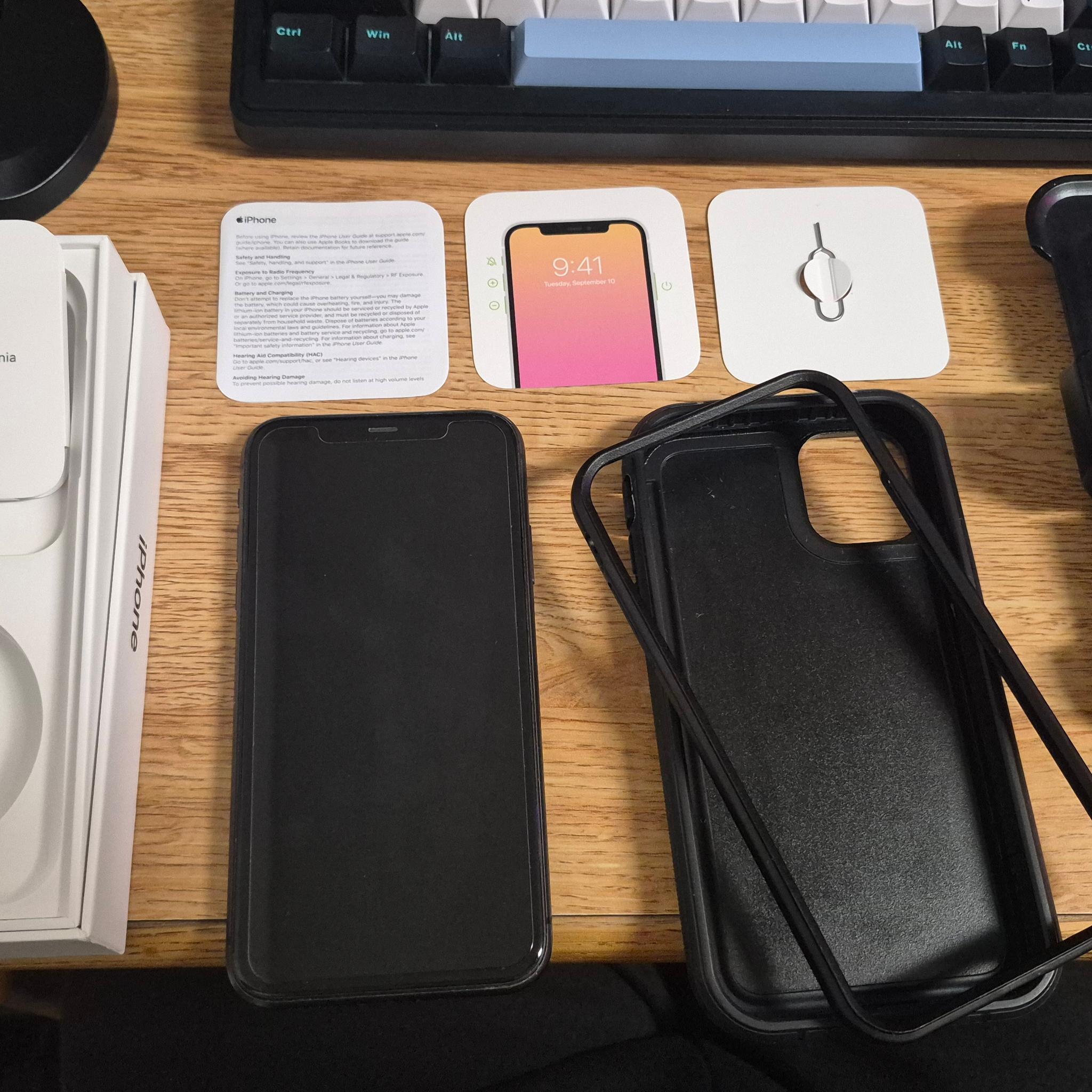 iPhone 11 64GB Unlocked