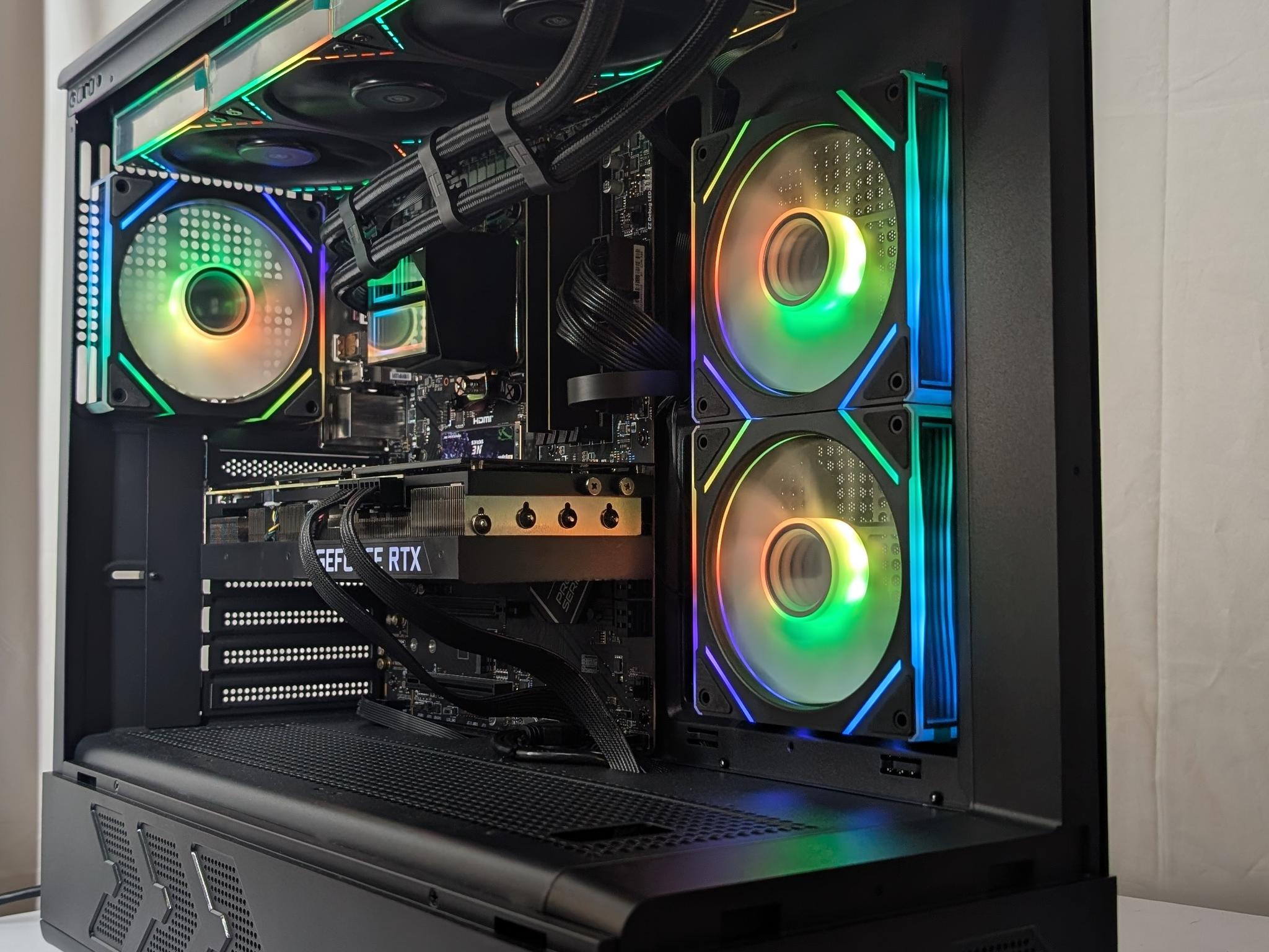 RTX 3090 | RYZEN 5 7600X | 16GB DDR5 | 1TB NVME | 1000W PSU