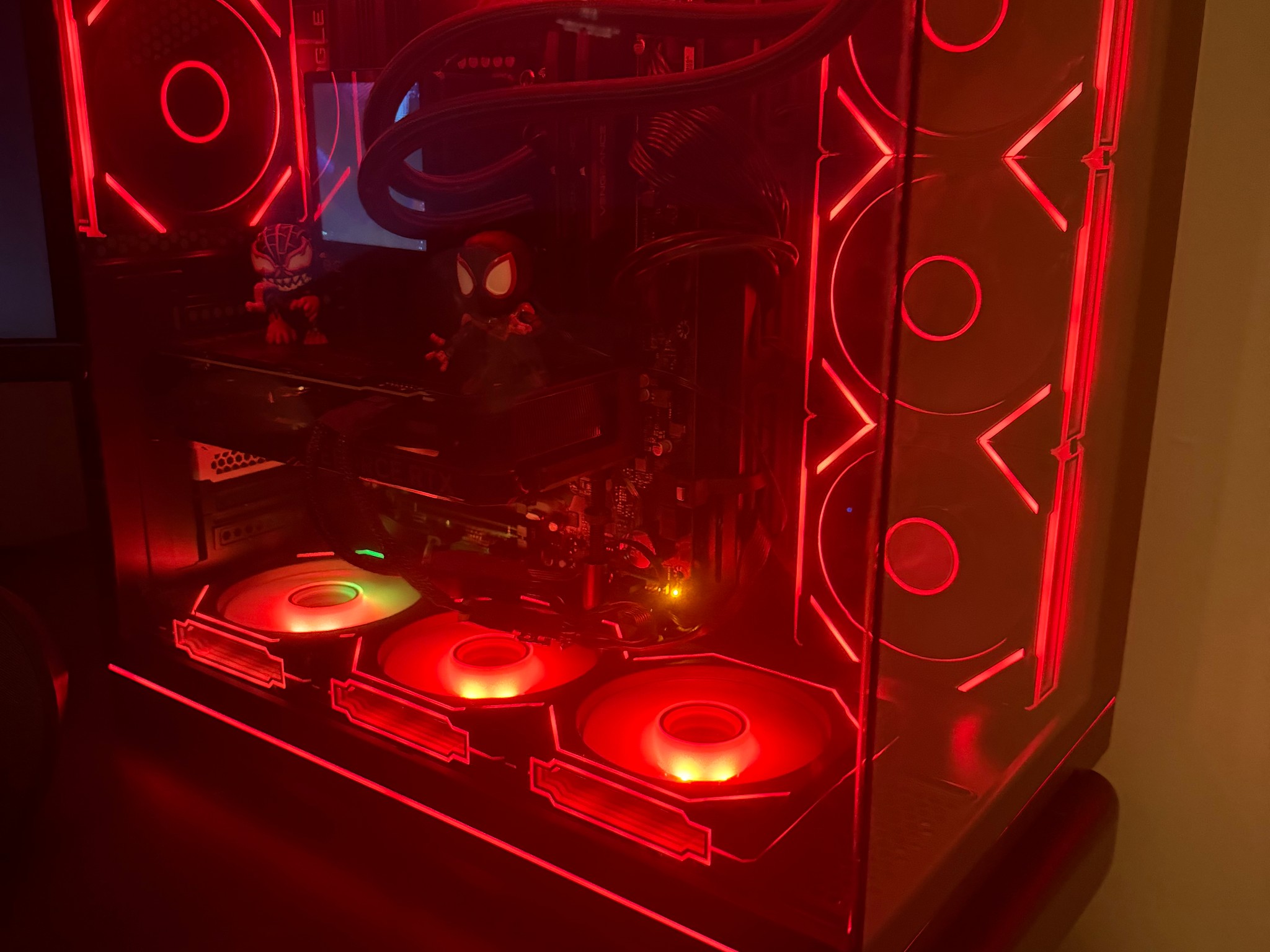GeForce RTX 4070 Super Custom Gaming PC - Core i9-13900KF, 32GB RAM, 1TB NVMe SSD