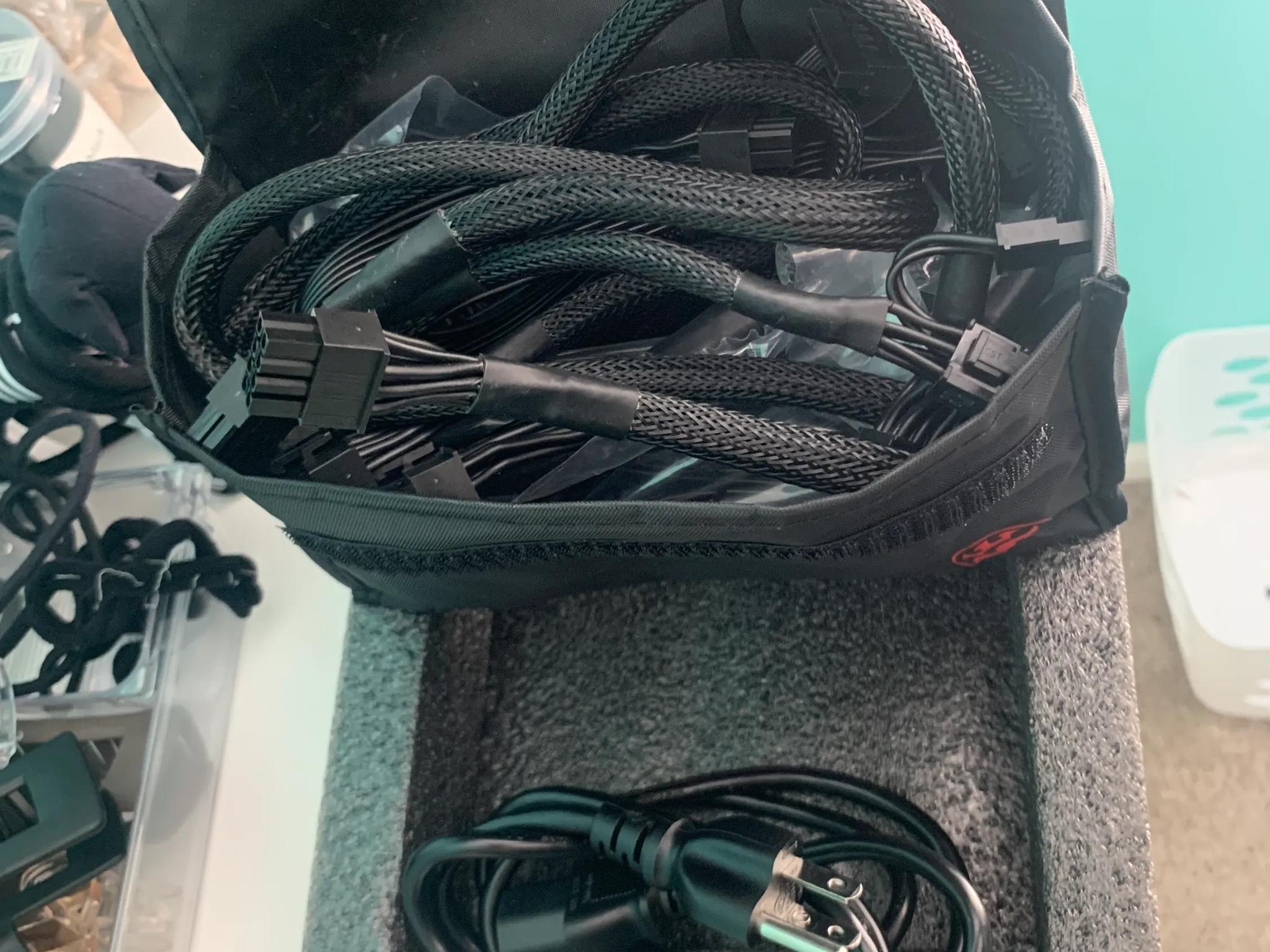 XPG Core Reactor 650w PSU