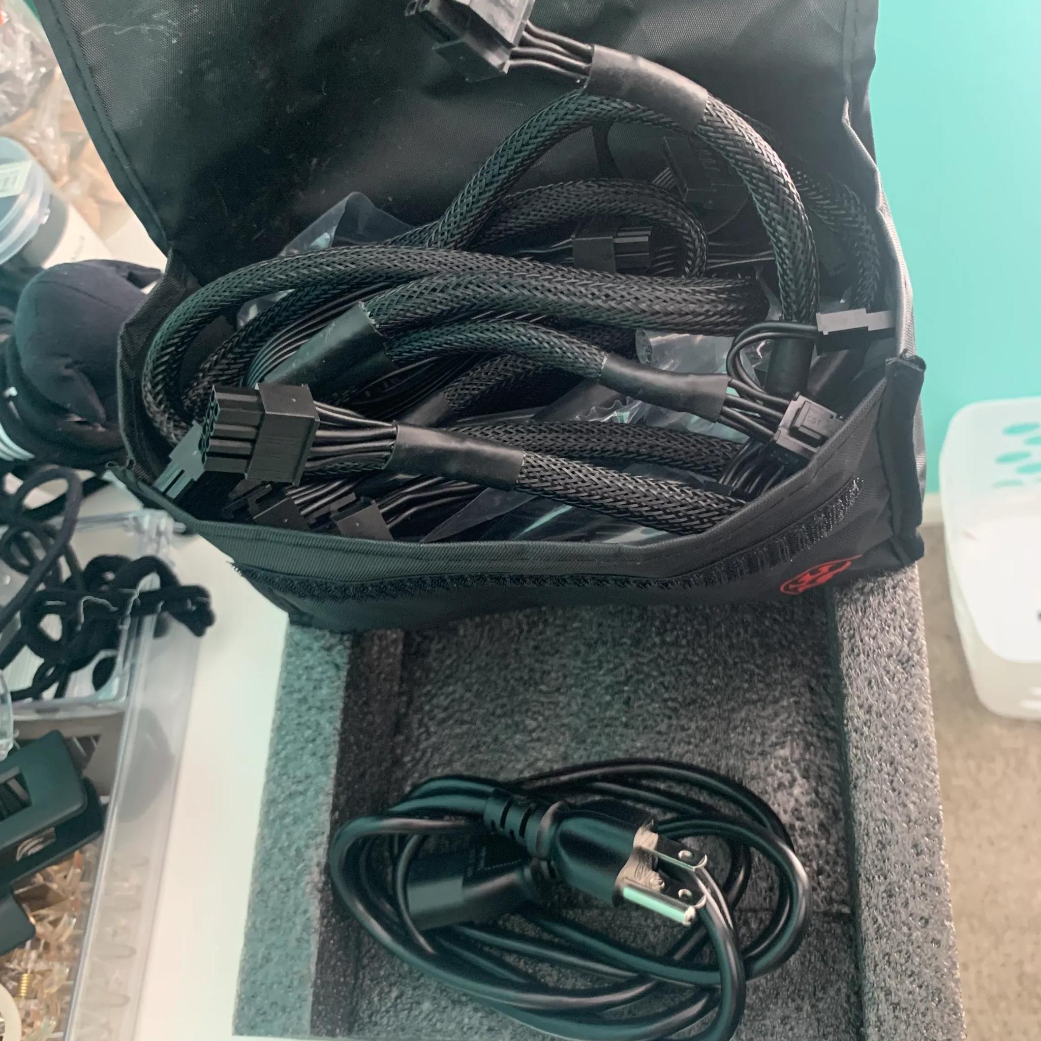 XPG Core Reactor 650w PSU