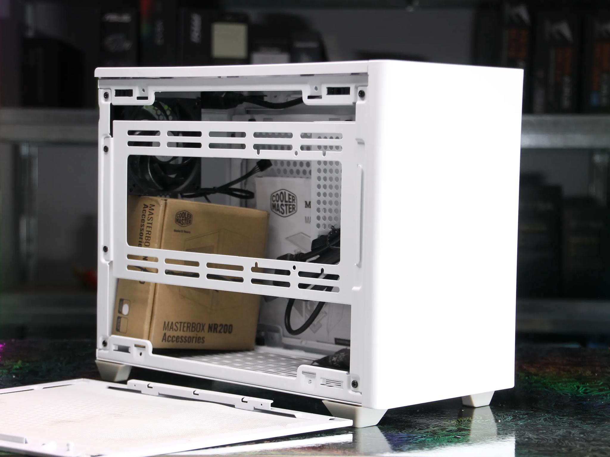 Cooler Master MasterBox NR200 Mini ITX Desktop Case