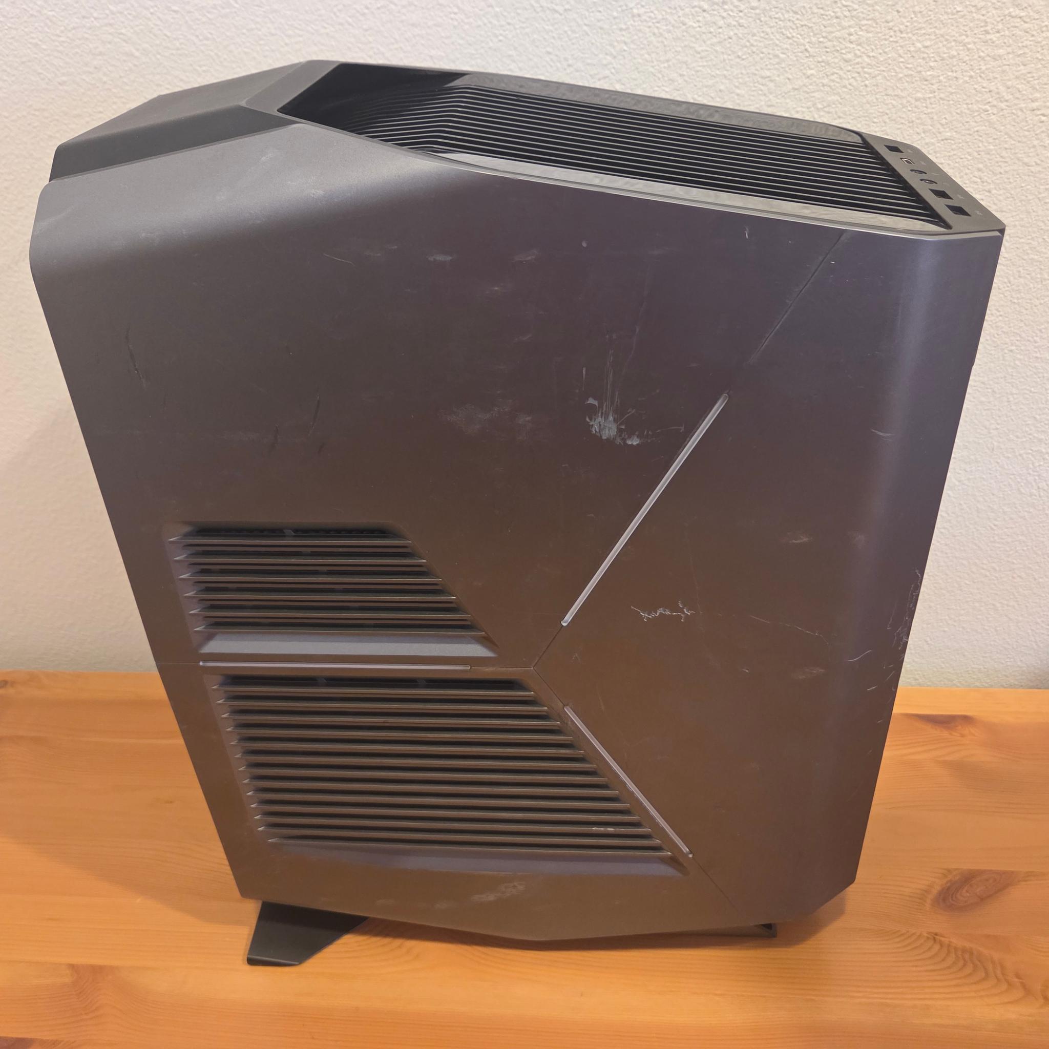 Budget Gaming Done Right! i7 8700, GTX 1080, 16GB Ram
