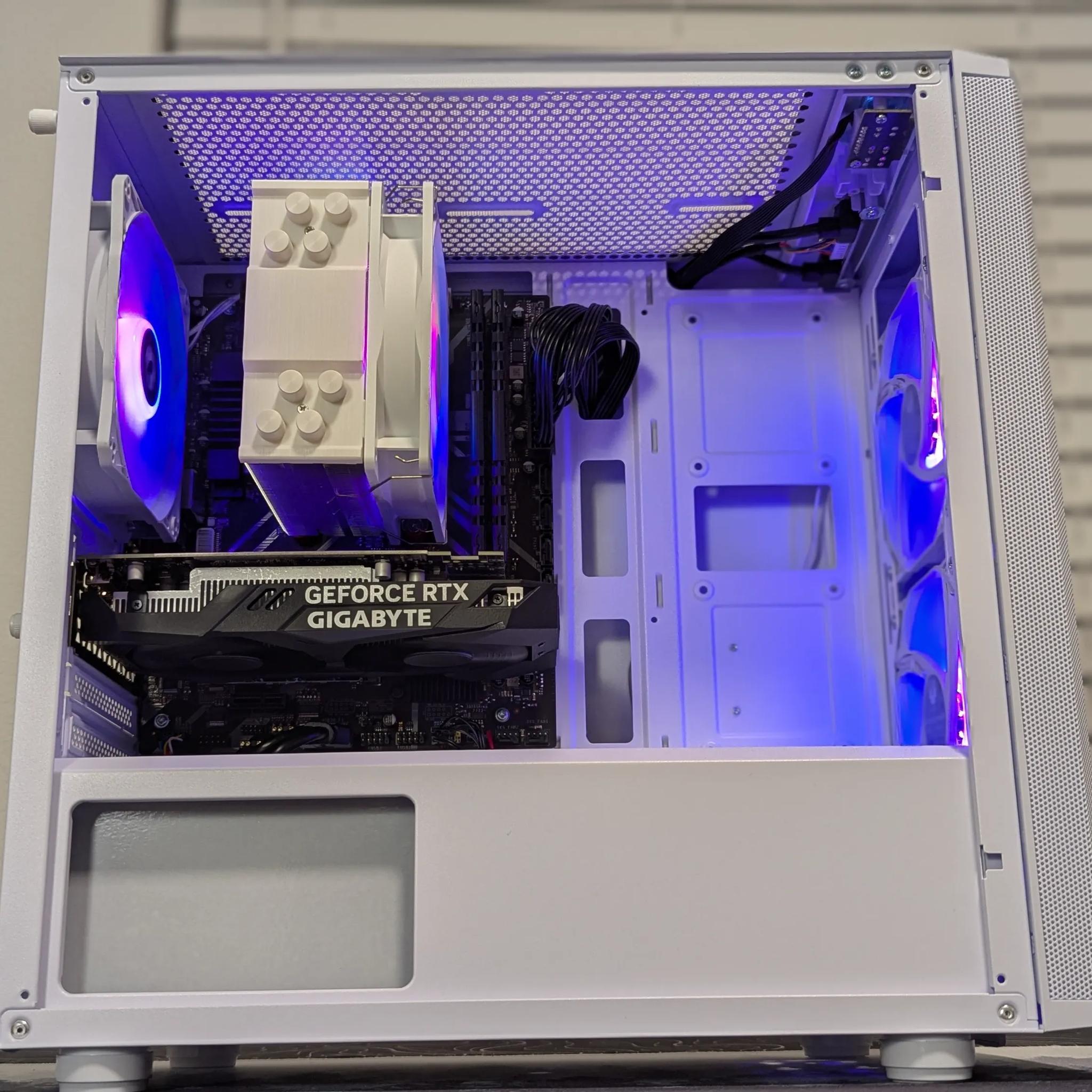 🎥Streamer Budget Series🎮 Ryzen 5 3600 ⚪ RTX 3050 ⚪ 16GB DDR4 ⚪ 512 GB M.2 ⚪ (Staple Build-White)