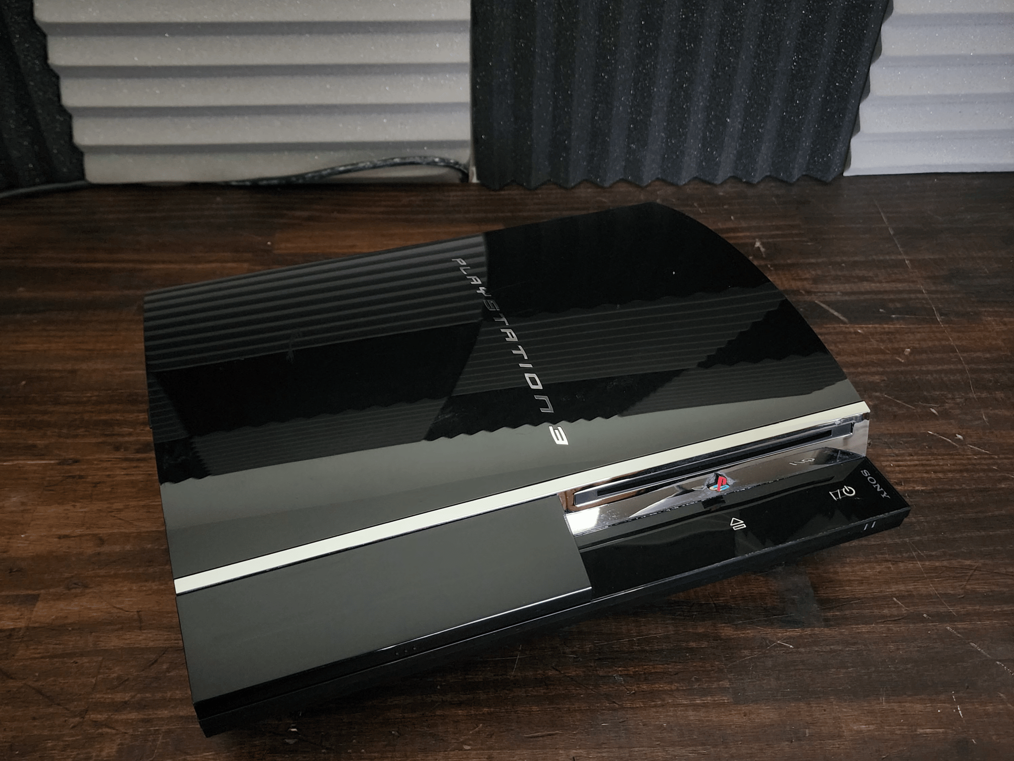 Original Sony PlayStation 3 // Backwards Compatible Model CECHE01