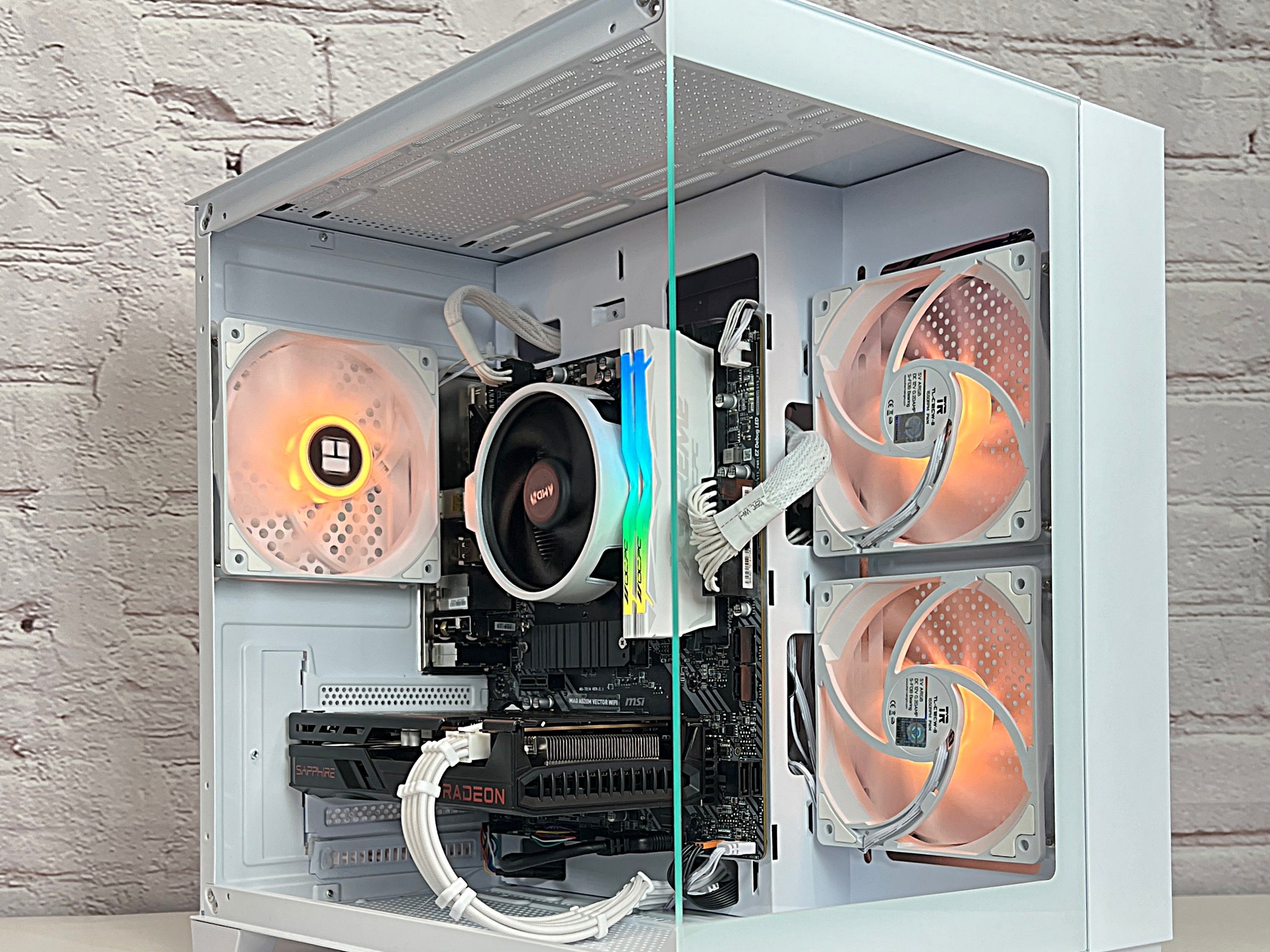 Ryzen 5 3600 RX 6600 16GB RAM 1TB M.2 Wifi 5 Bluetooth Window 10 Gaming PC